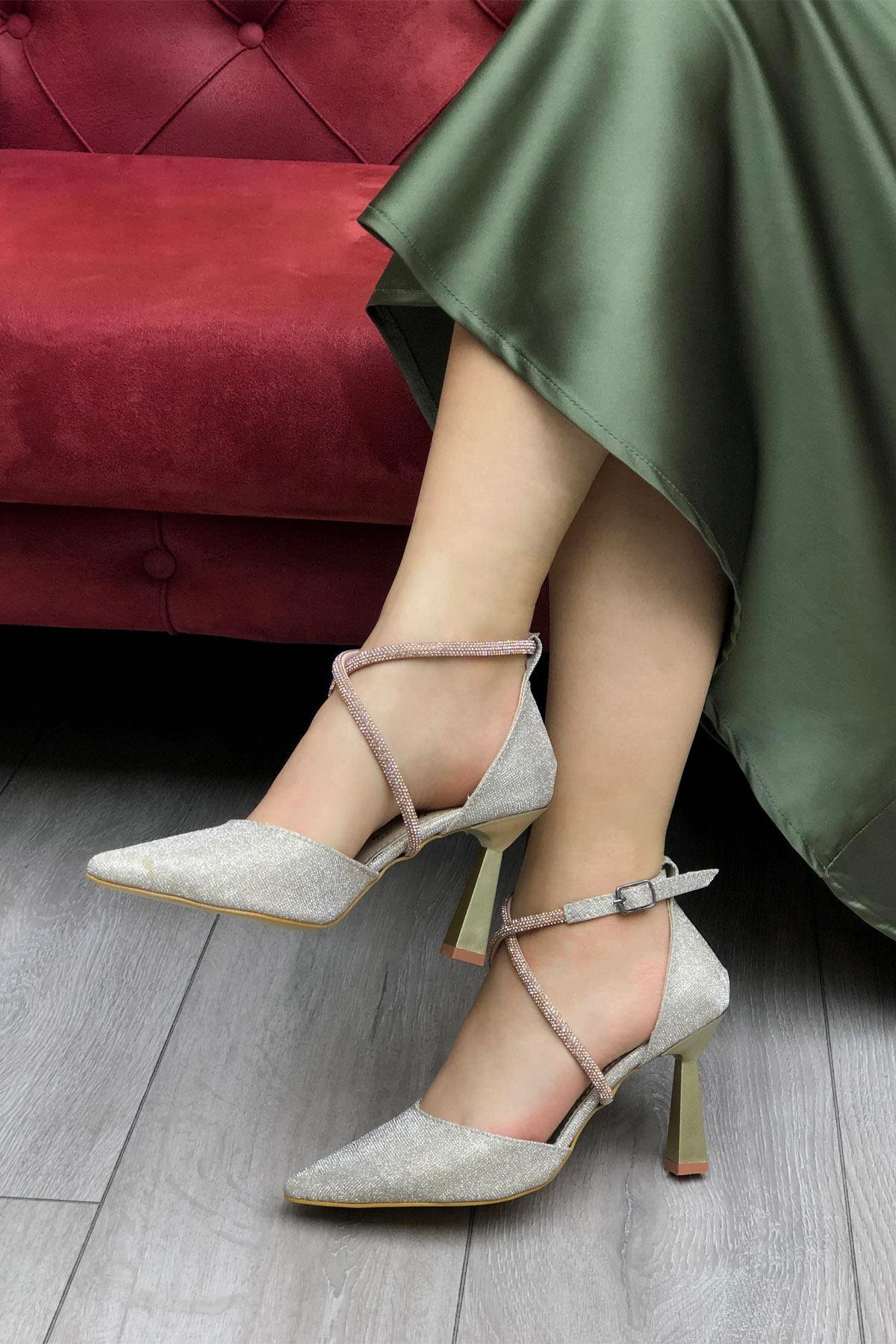 My Bella SP-828 Taşlı Kadeh Topuk Kadın Ayakkakbı Altın Duvar