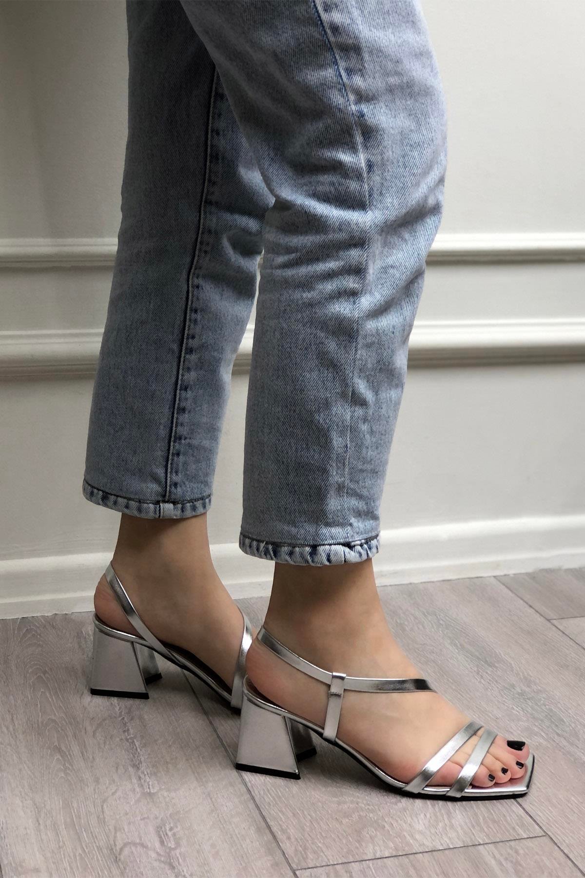 My Bella STY-498 Kadın Terlik Gümüş