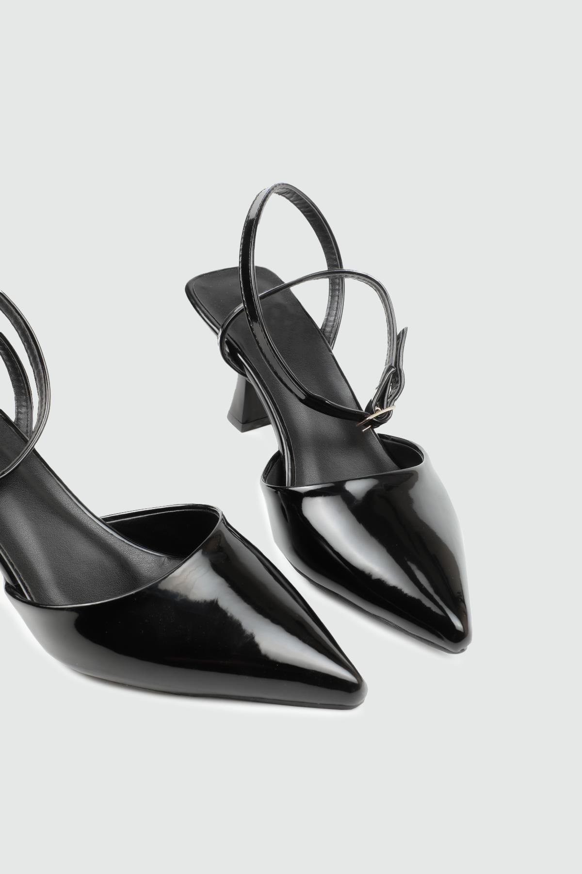 My Bella TRB-206 25Y Bershka Kadın Ayakkabı Siyah Rugan