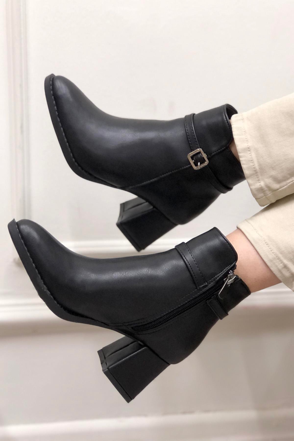 MY BELLA TU-102-2 Sivri Burun Kadın Bot Siyah