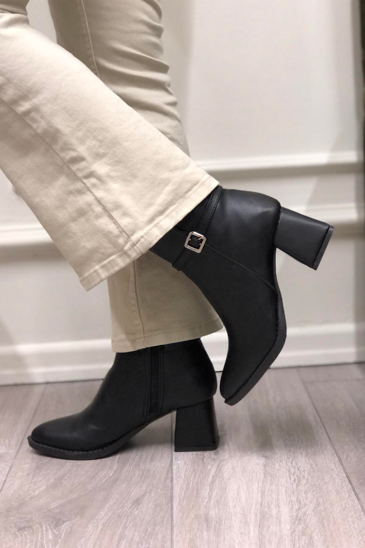 MY BELLA TU-102-2 Sivri Burun Kadın Bot Siyah