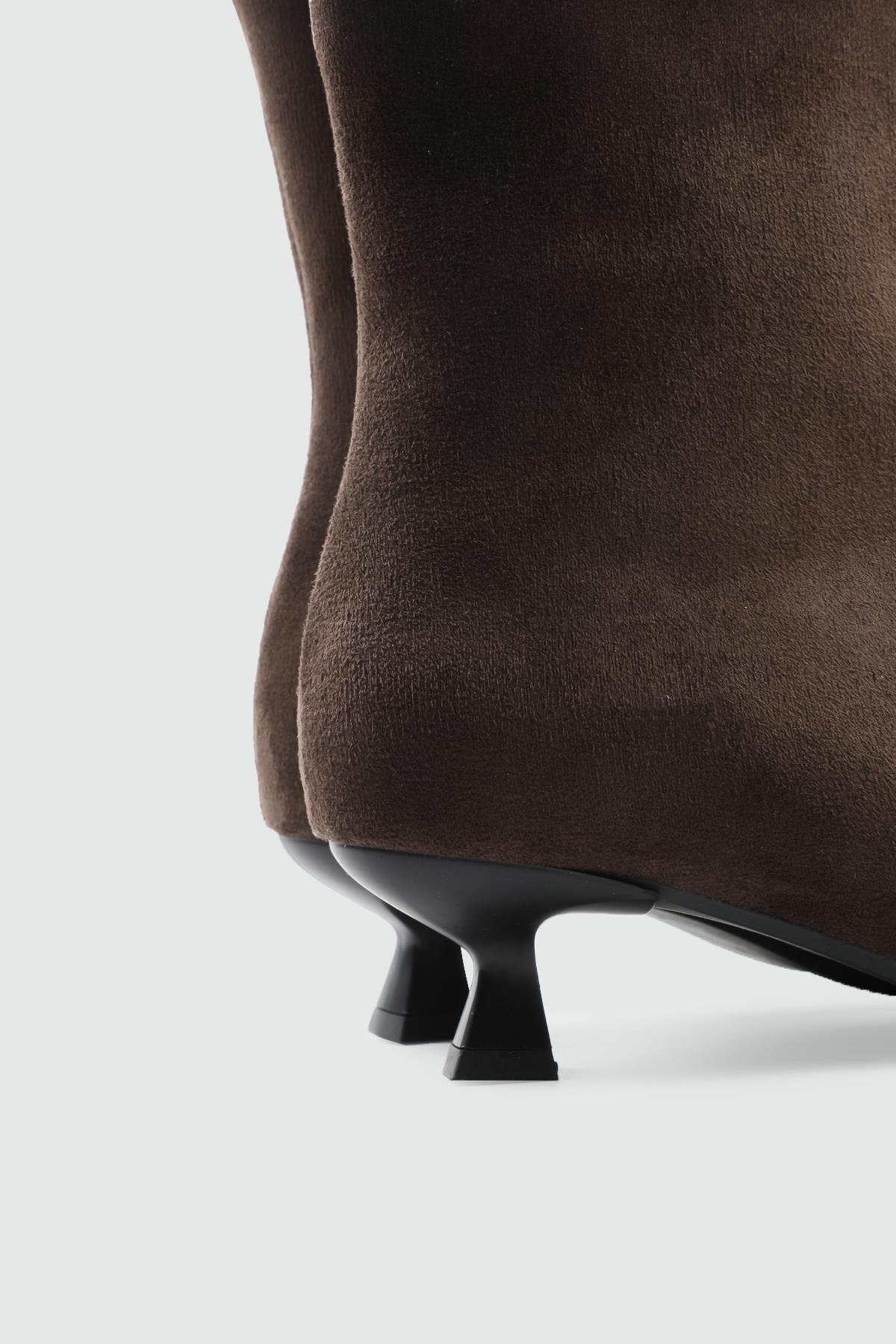 MY BELLA TU-400 25K Sivri Burun Mini Topuk Kadın Bot Kahve Süet