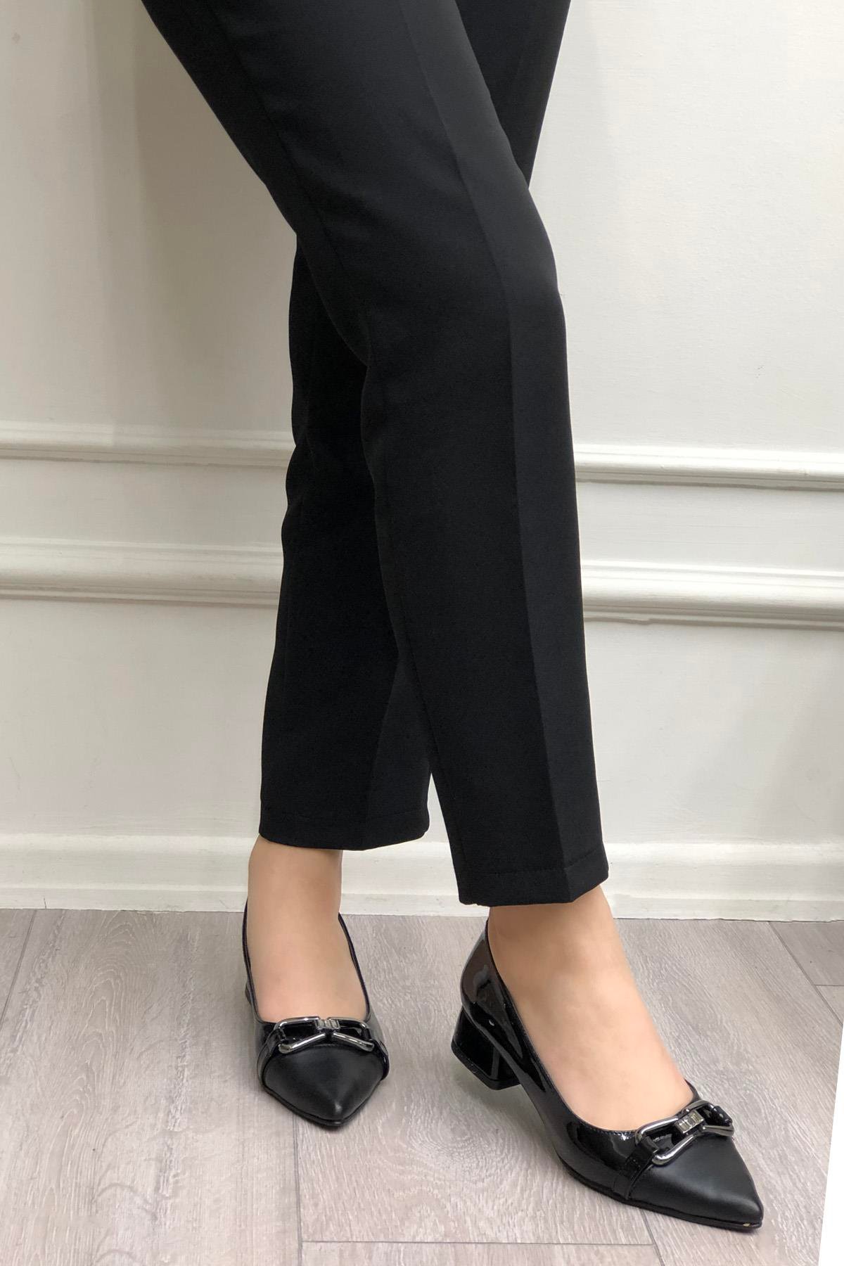 MYBELLA SRP-206 Zincirli  Kadın Babet Siyah