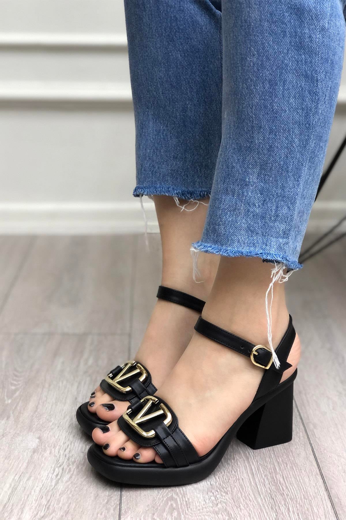 Pretty 146 Açık Burun Topuklu Kadın Ayakkabı Siyah