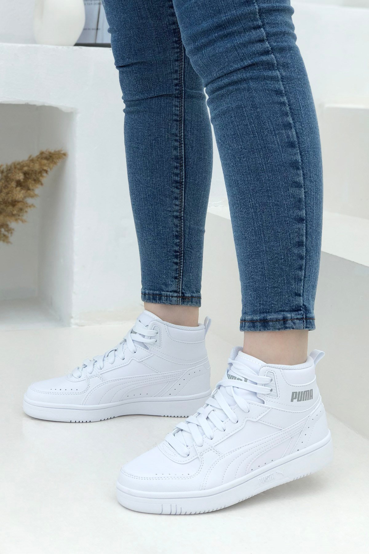 PUMA 374687-07 Rebound JOY Jr Unisex Spor Ayakkabı Beyaz