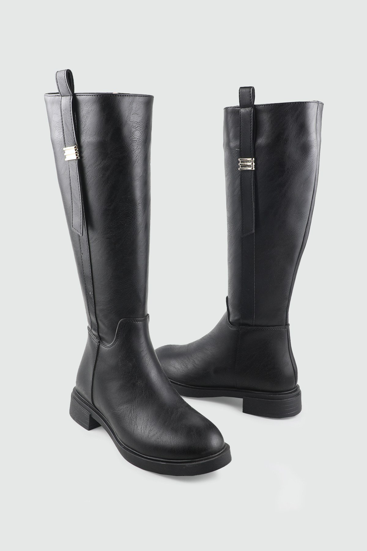 Toka Detaylı Siyah Kadın Çizme Keçeli Shoes 008