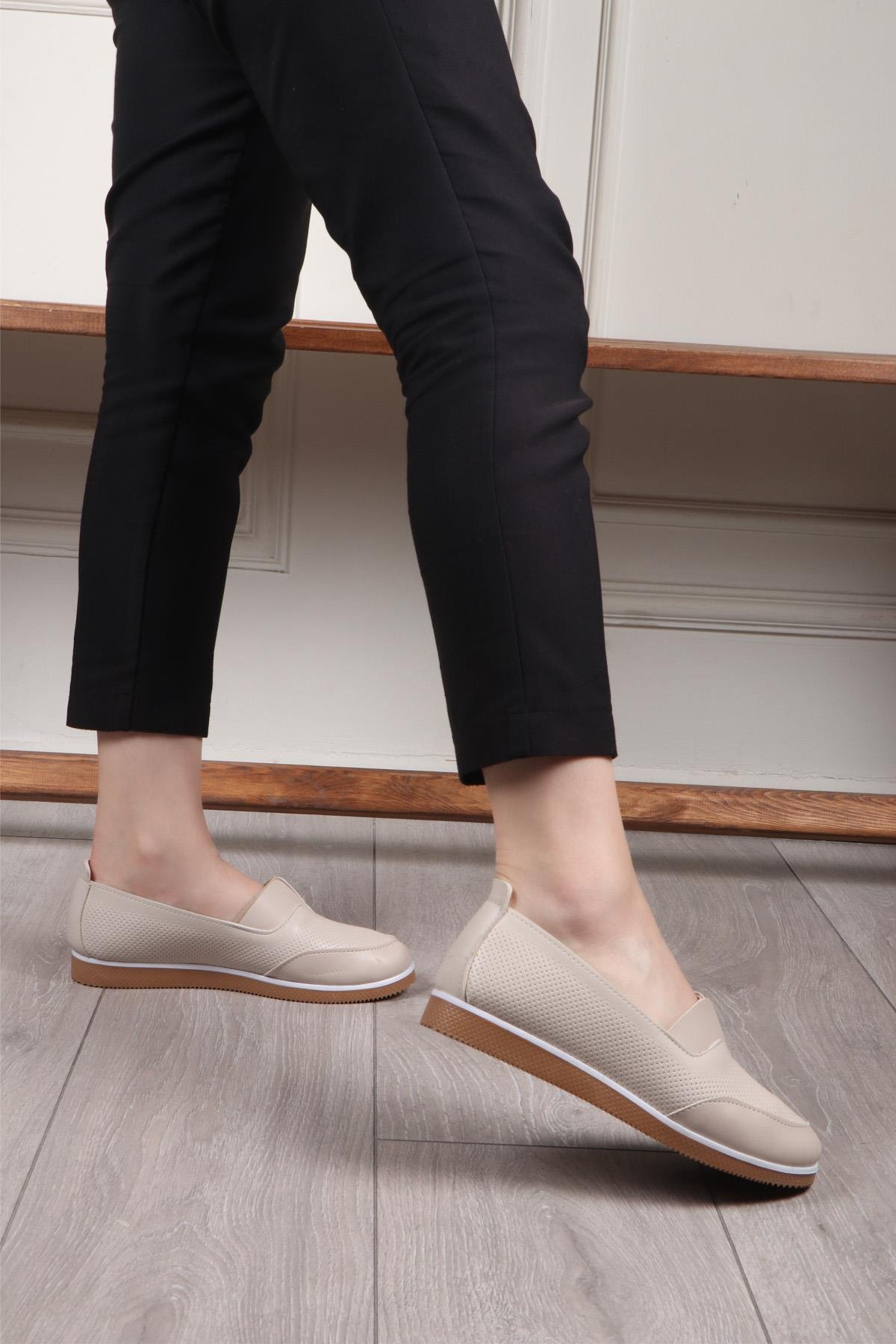 Umay 83 Termo Kadın Ayakkabı Bej