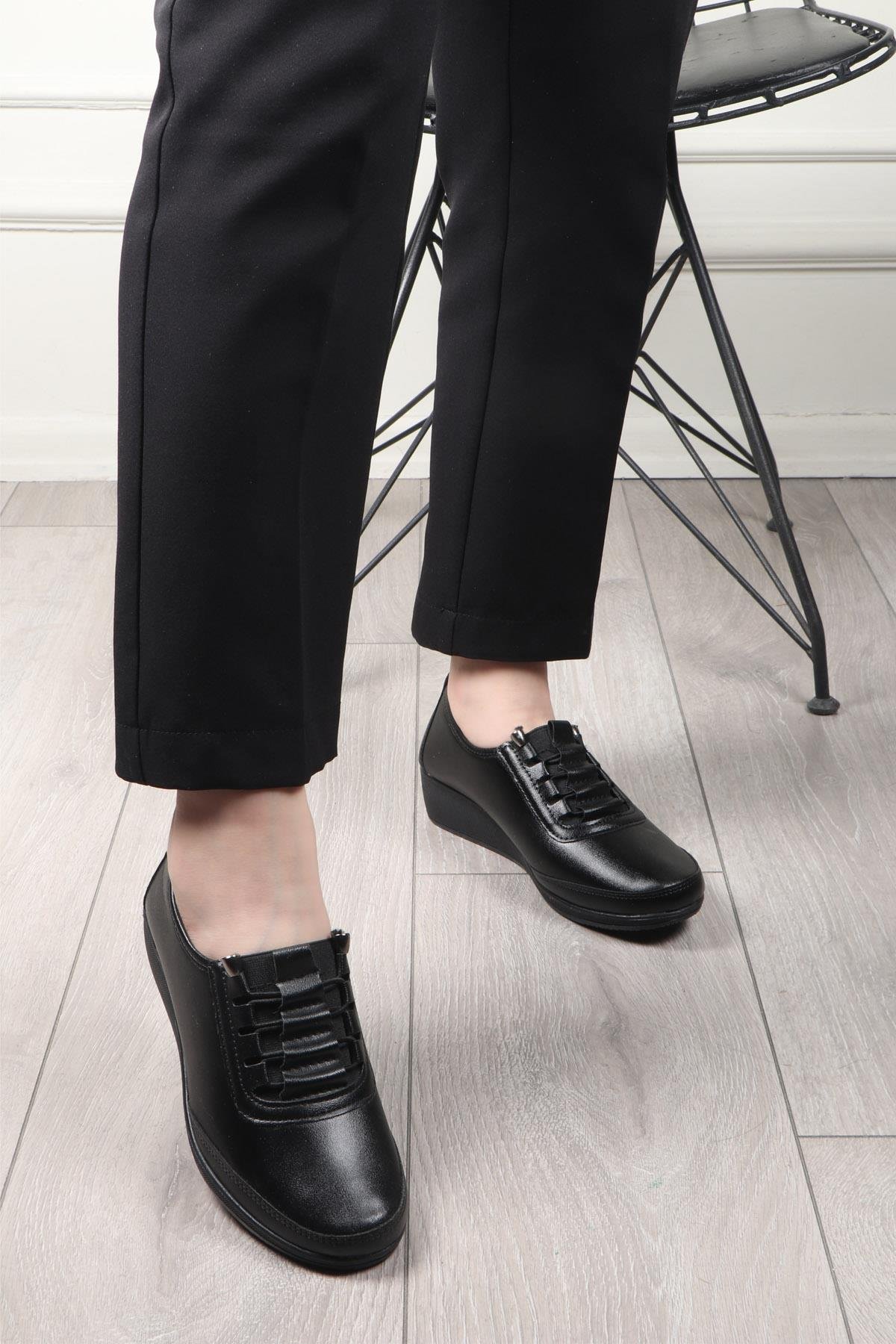 Wanetti 23-306 CMF Termo Kadın Ayakkabı Siyah