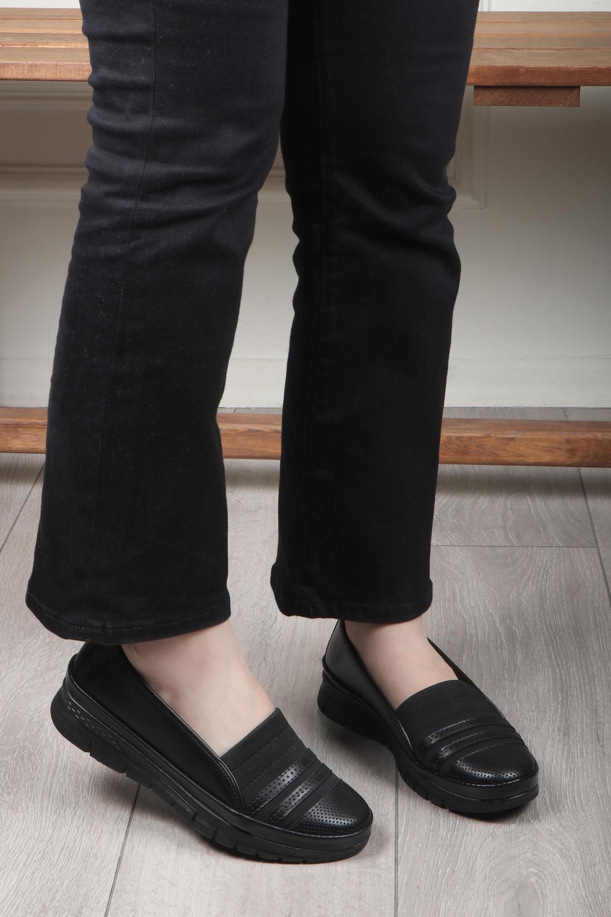 Wanetti 24-126 ATM Poli Kadın Ayakkabı Siyah