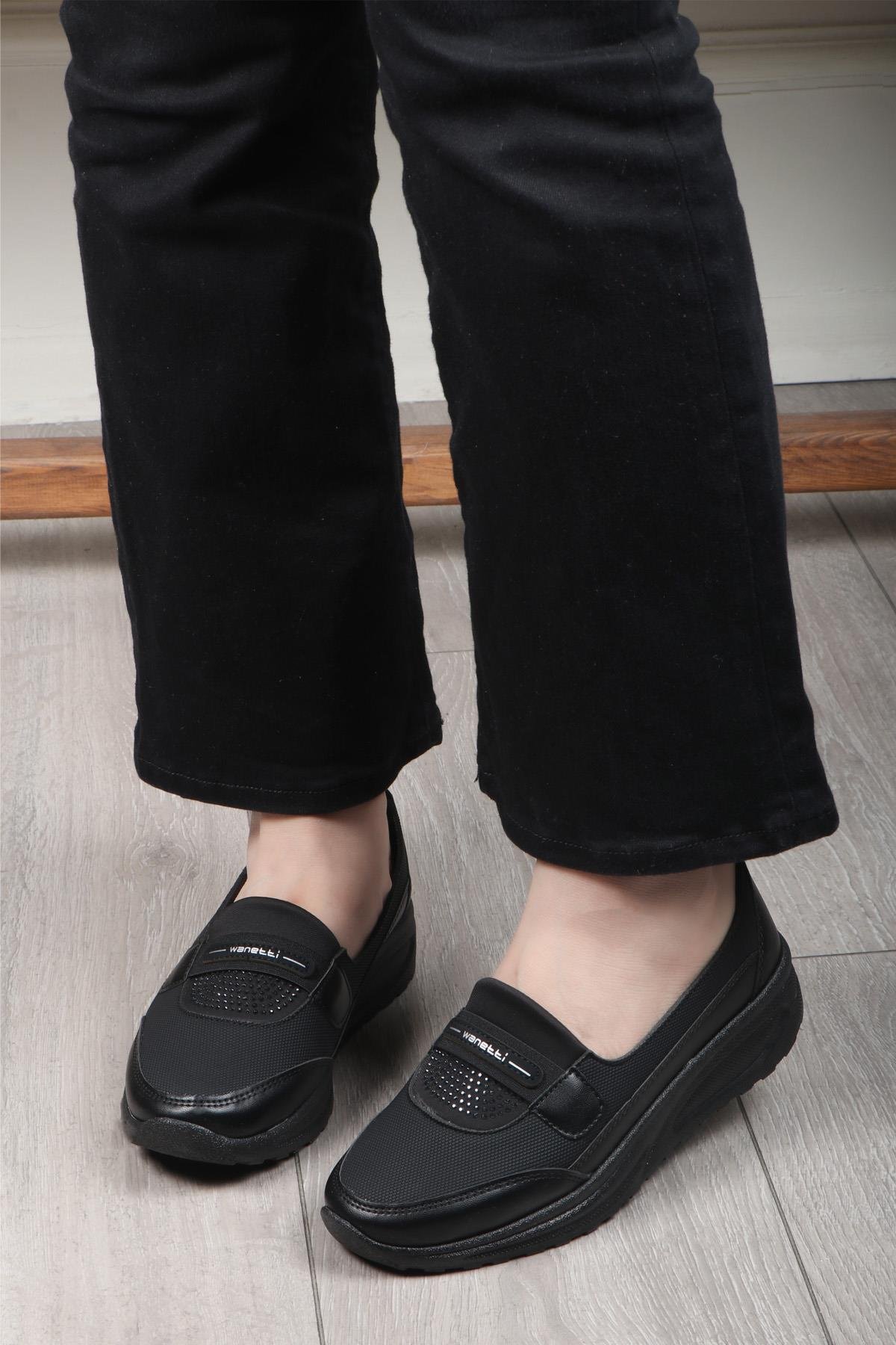 Wanetti 24-311 Taşlı Streçli Poli Kadın Babet Siyah Kot