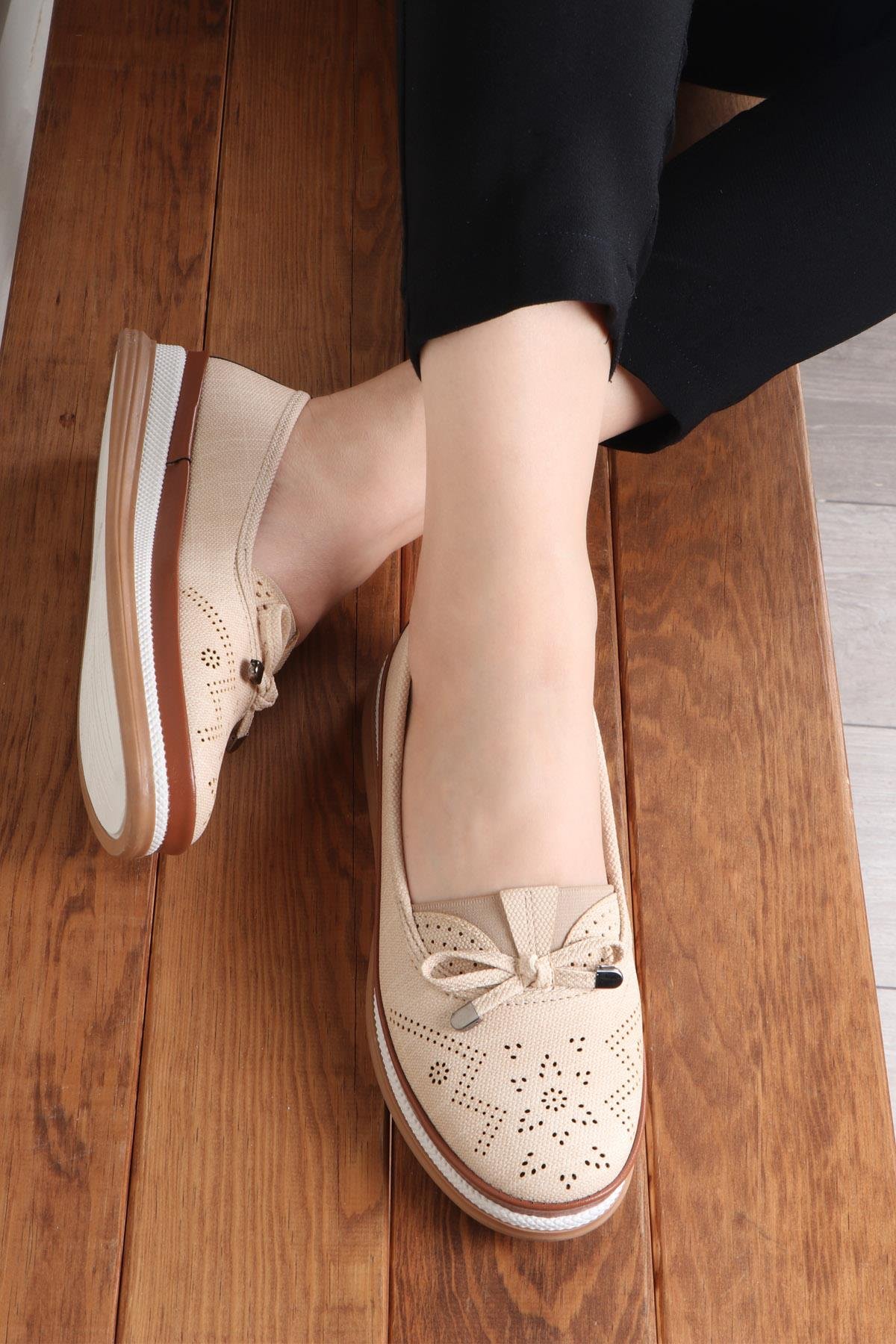 Wanetti 24-413 Termo Atom Kadın Ayakkabı Krem Kot