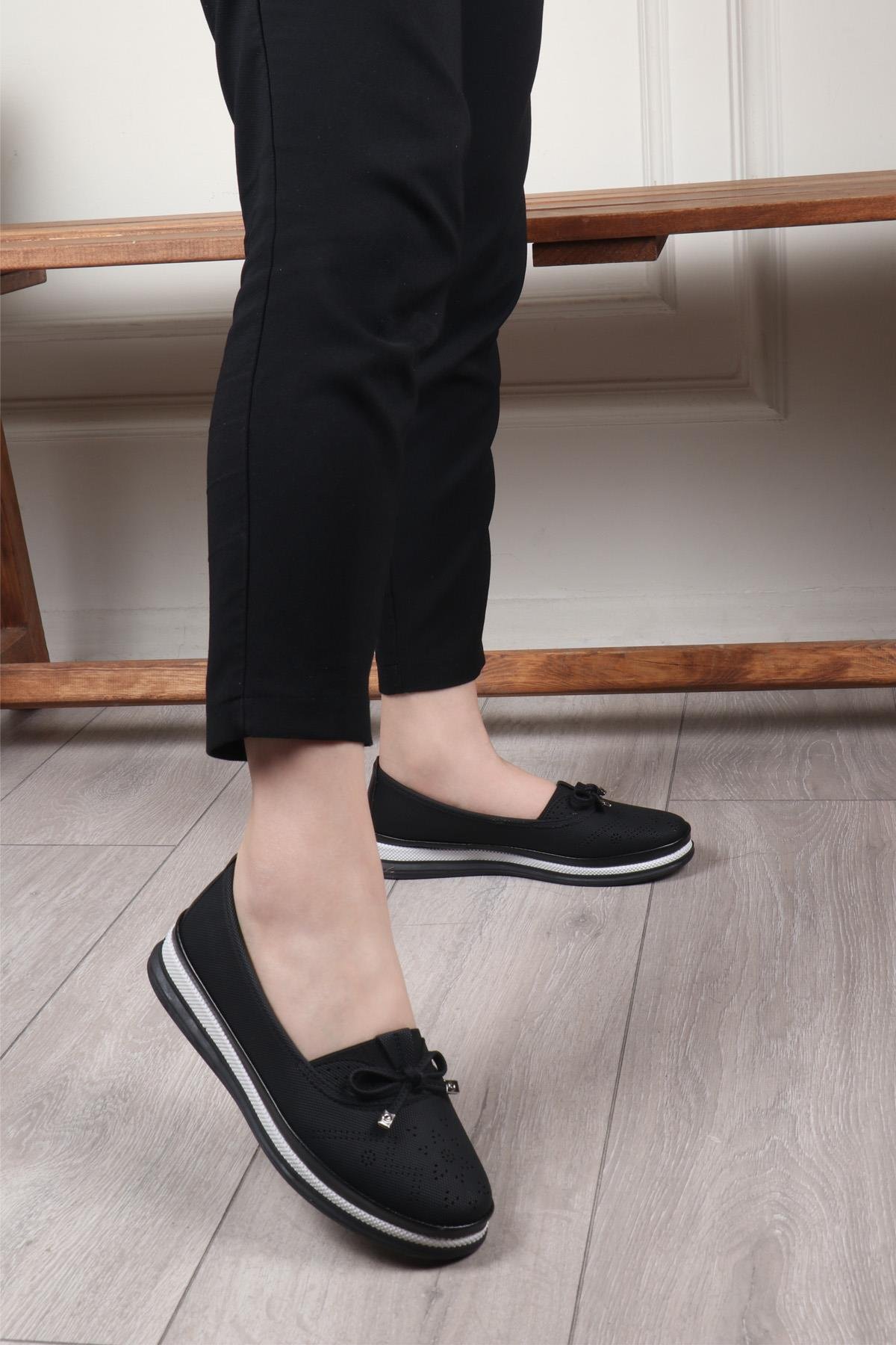 Wanetti 24-413 Termo Atom Kadın Ayakkabı Siyah Kot