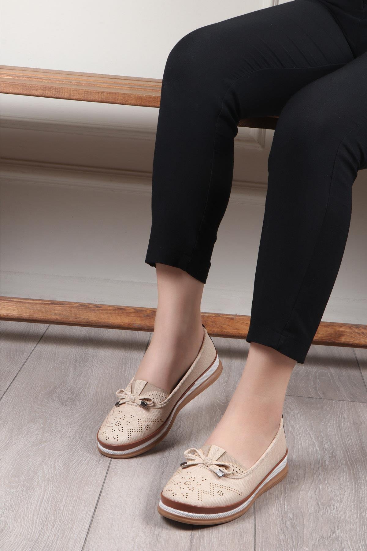 Wanetti 24-413 Termo Atom Kadın Ayakkabı Krem Kot