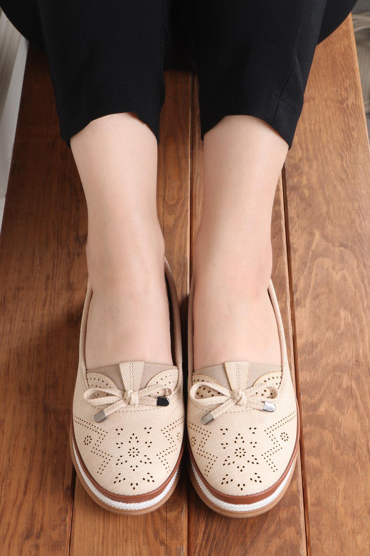 Wanetti 24-413 Termo Atom Kadın Ayakkabı Krem Kot