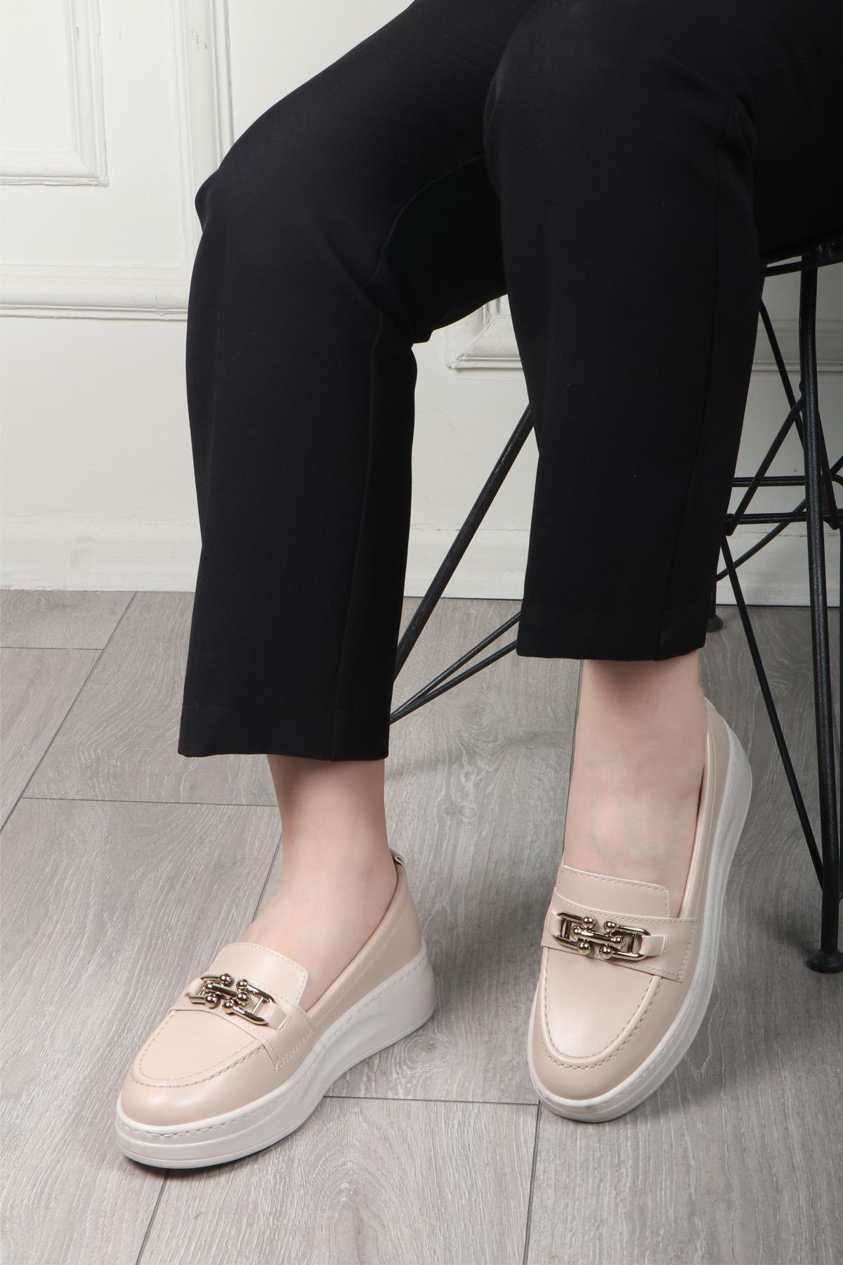 Wanetti 24-602 Yüksek Poli Kadın Ayakkabı Krem