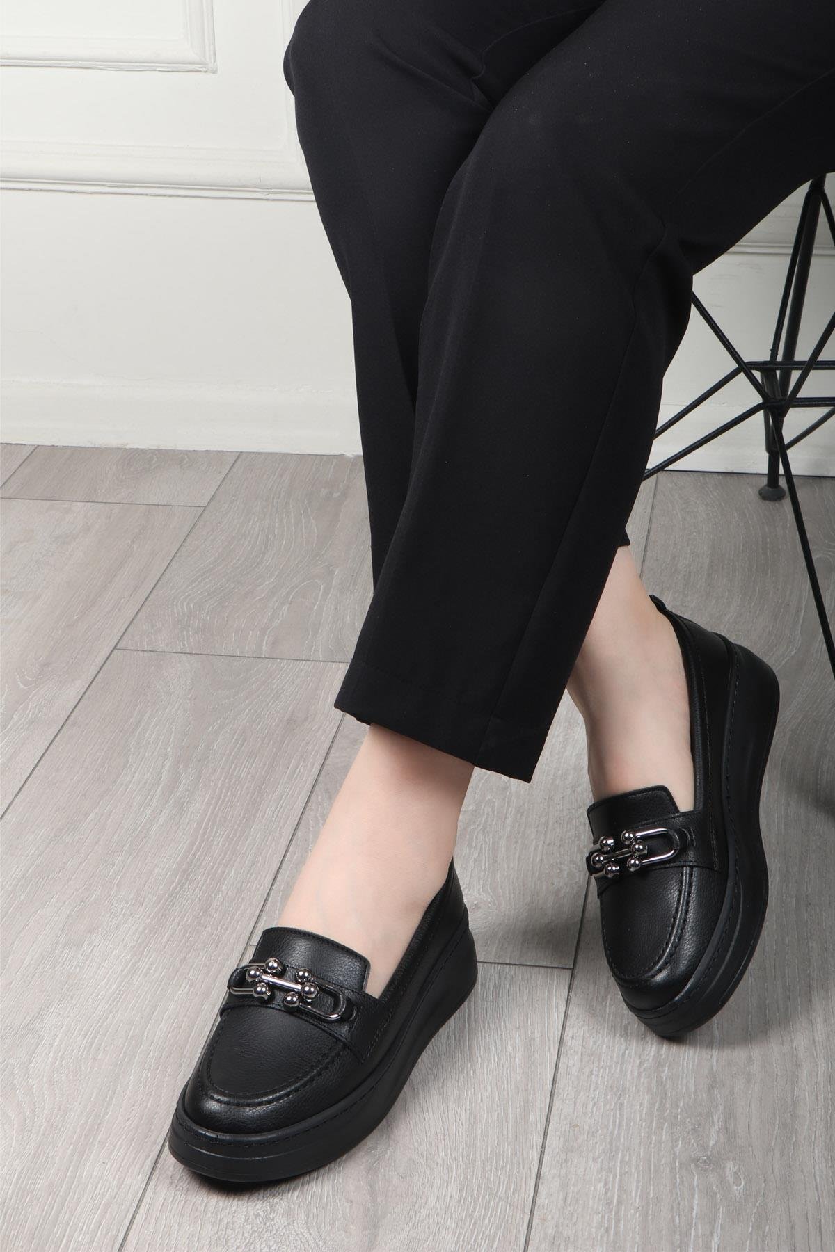 Wanetti 24-602 Yüksek Poli Kadın Ayakkabı Siyah