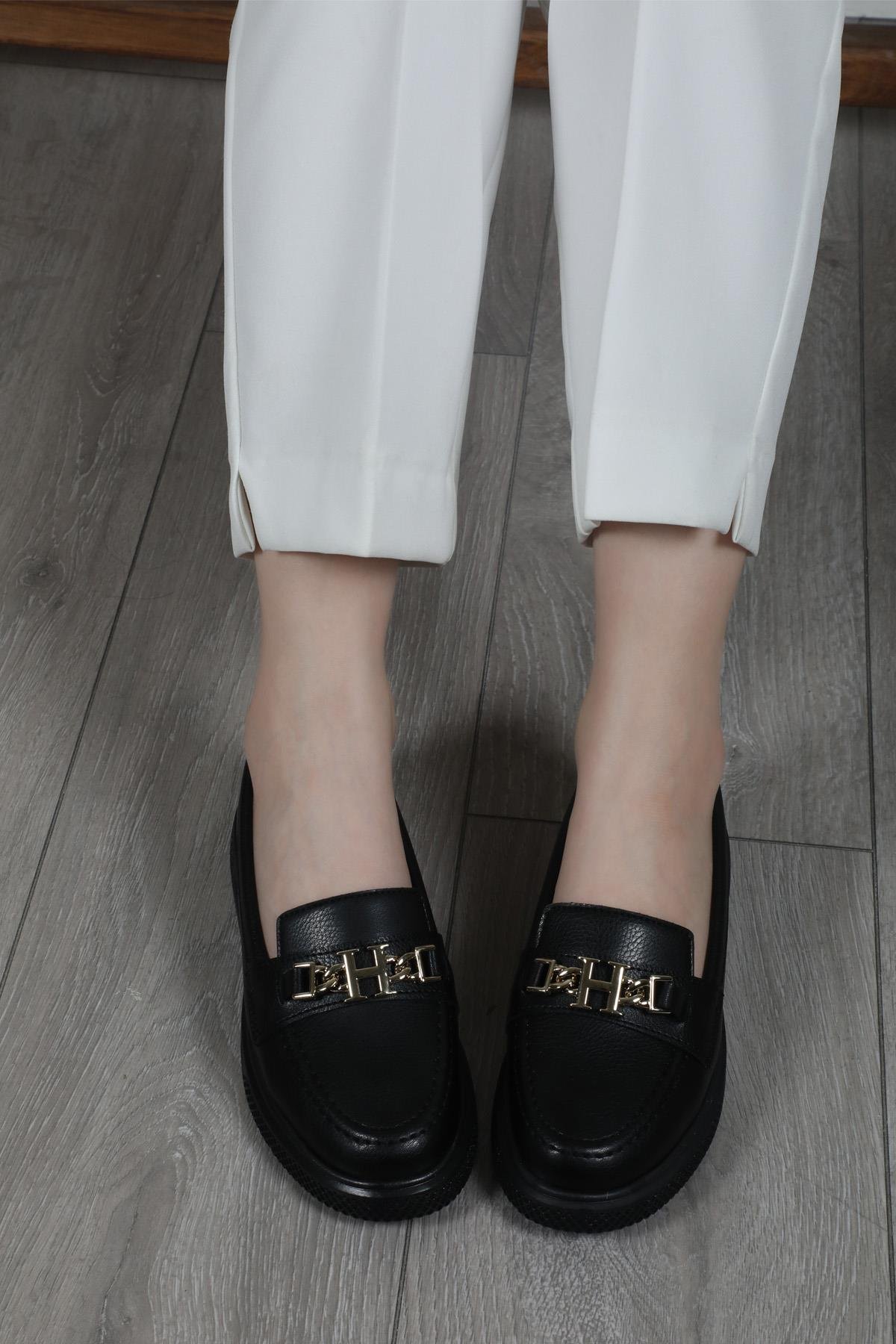 Wanetti 24-703 Poli Kadın Ayakkabı Siyah