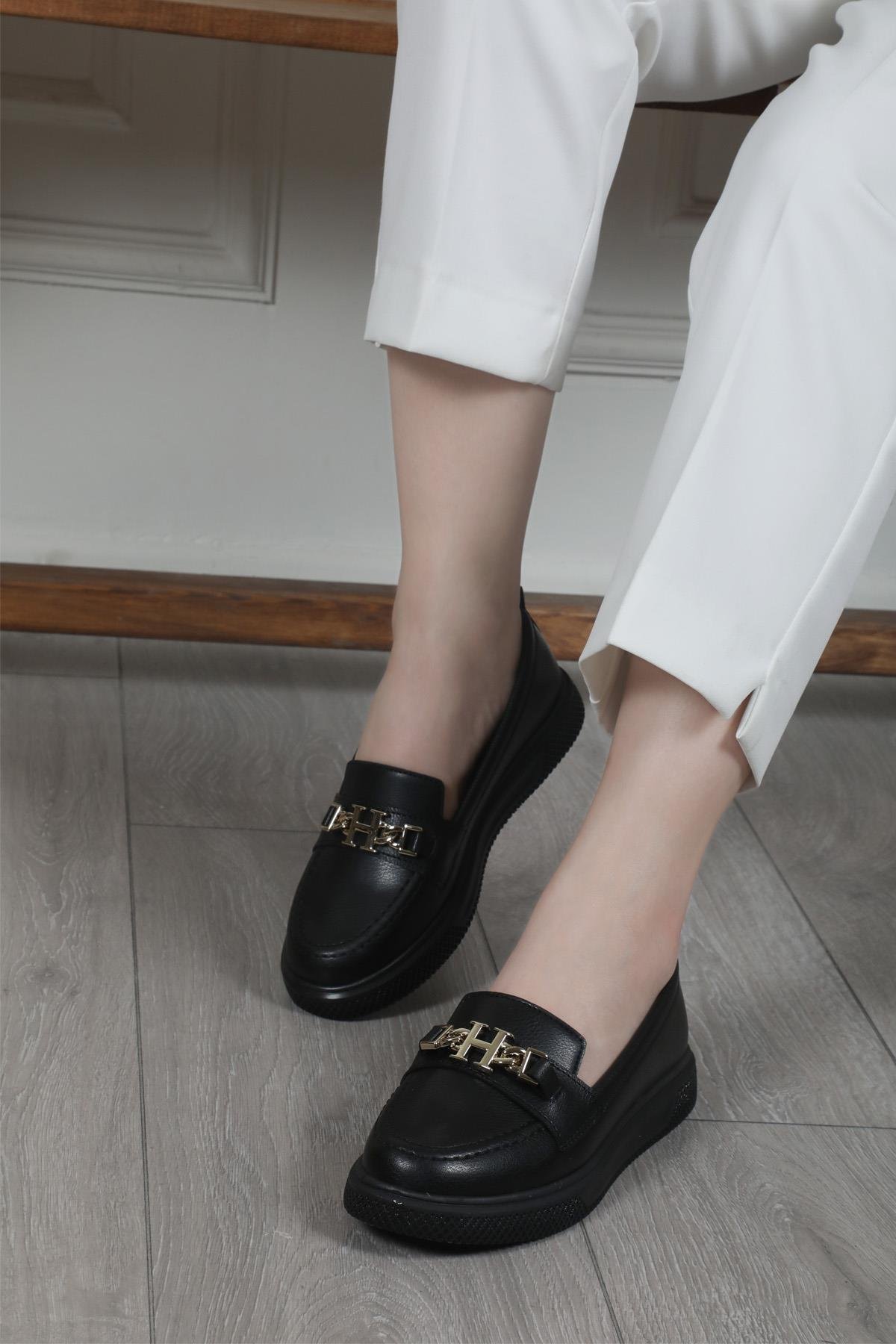 Wanetti 24-703 Poli Kadın Ayakkabı Siyah