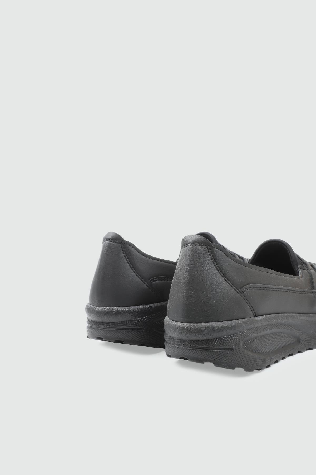 Wanetti 25-310 Comfort Spor Kadın Ayakkabı Siyah Zımbalı