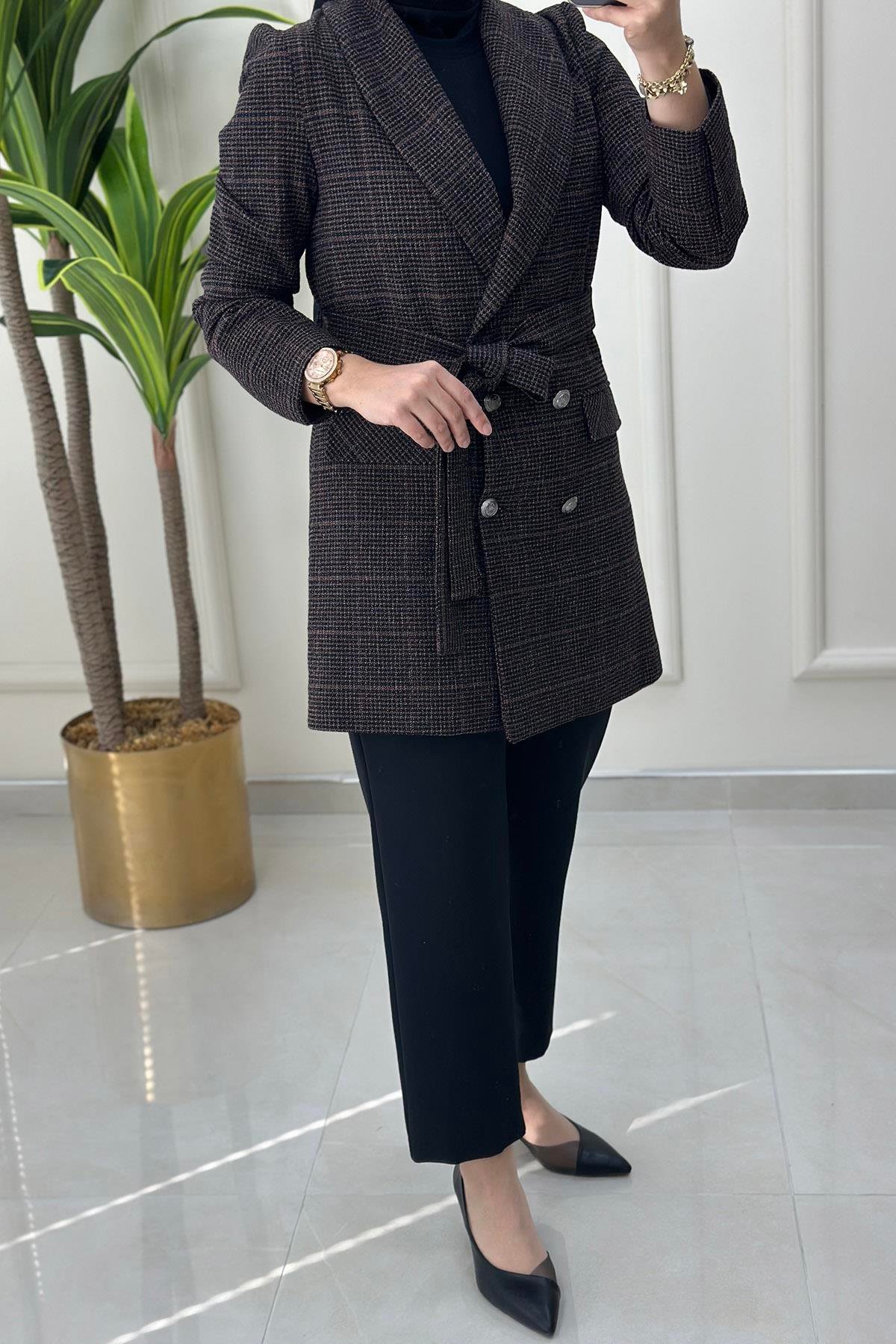 CeketBeli Kemerli Dört Düğme Blazer Kadın Ceket Kahverengi ALS 5004