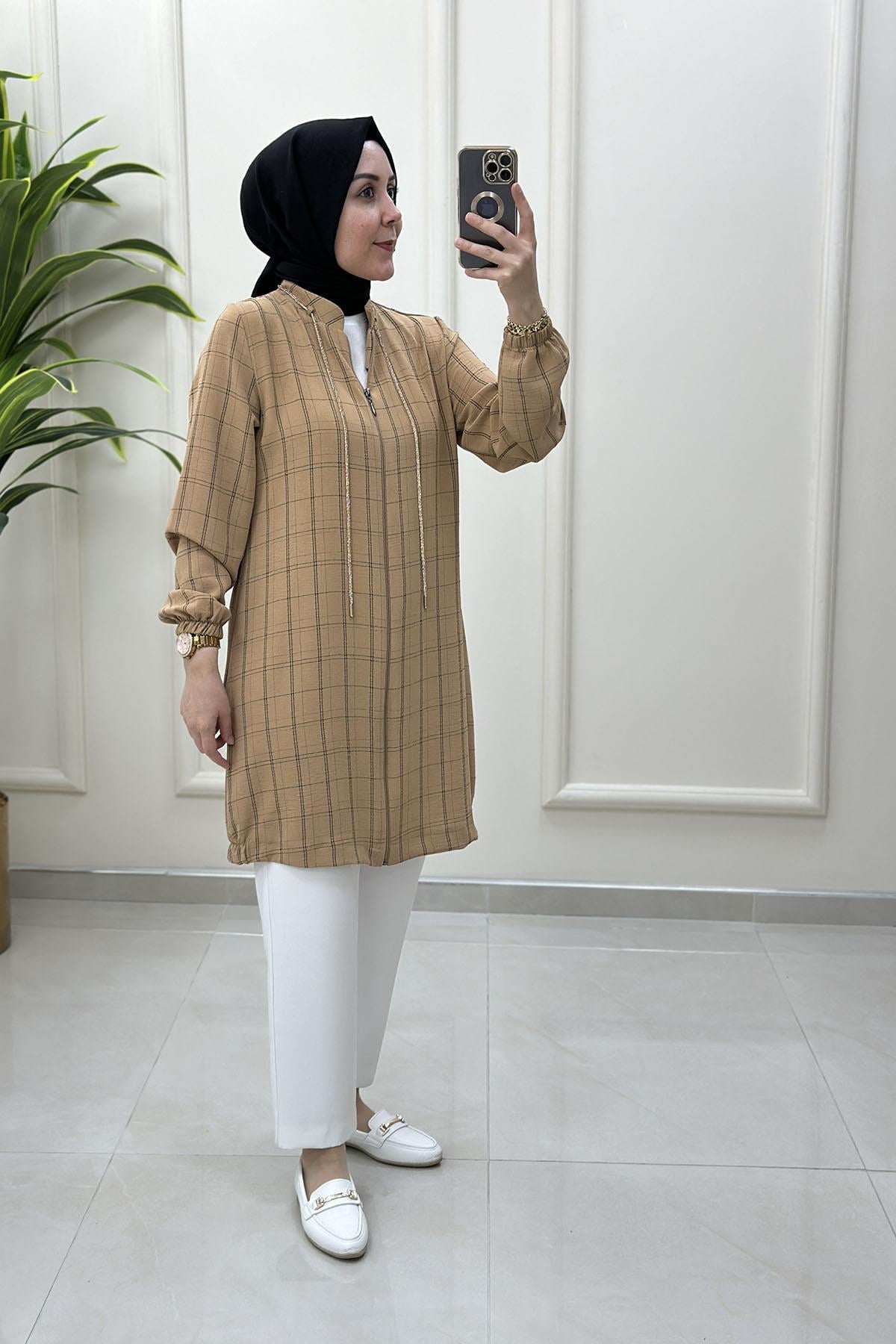 Giy ÇıkÖnü Fermuarlı Ekose Desen İpli Kadın Giyçık Camel QTN 4902