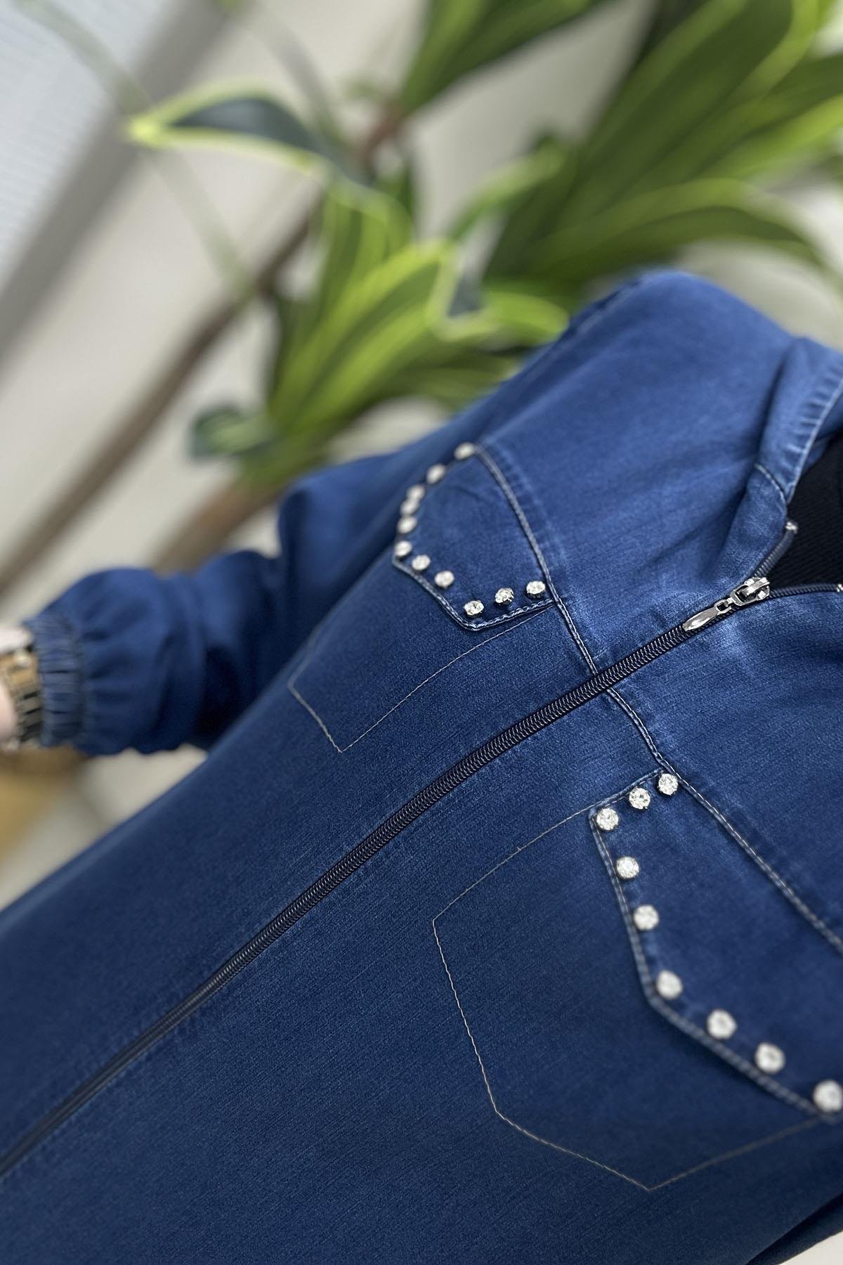 Giy ÇıkÖnü Fermuarlı Kapak Cep Taş Detaylı Tensel Kot Kadın Giyçık Kap Koyu Mavi QTN 4922