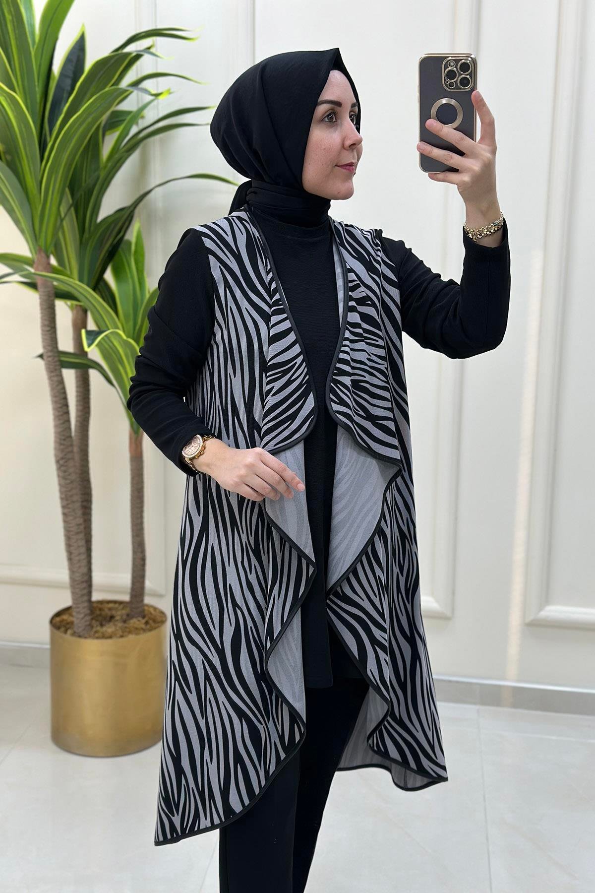 İkili TakımZebra Desen Volanlı Hırka ve Tunik Kadın İkili Takım Gri LOOK 7060