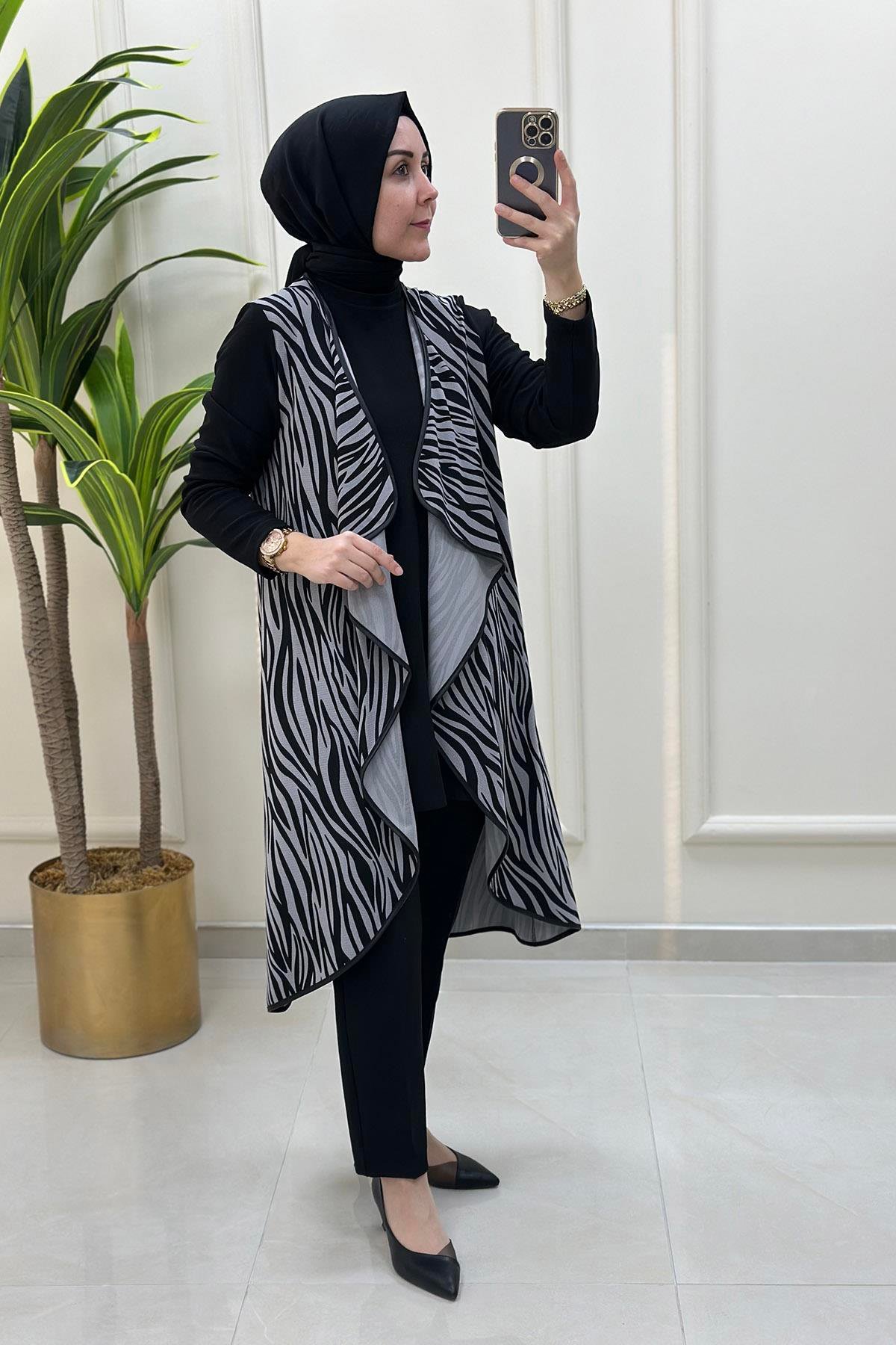 İkili TakımZebra Desen Volanlı Hırka ve Tunik Kadın İkili Takım Gri LOOK 7060