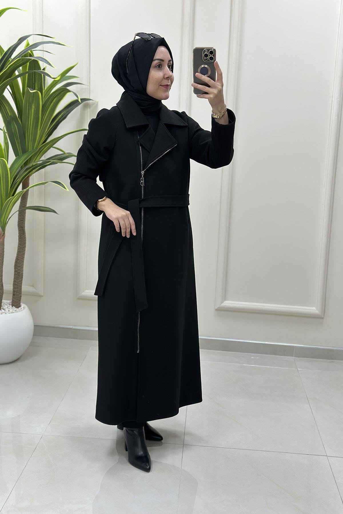 KabanBelli Önü Fermuarlı Kruvaze Yaka Kadın Kaşe Kaban Siyah BELLİ 7003