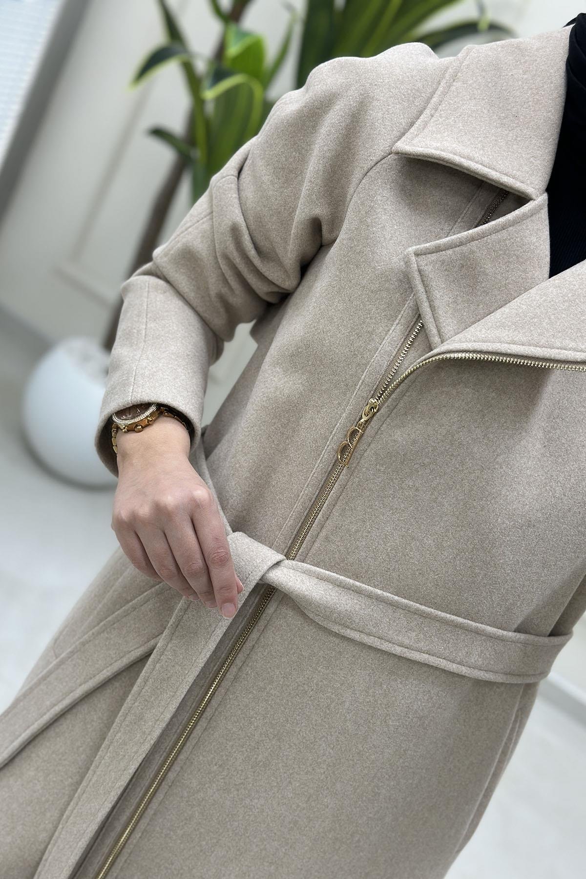 KabanBelli Önü Fermuarlı Kruvaze Yaka Kadın Kaşe Kaban Bej BELLİ 7003