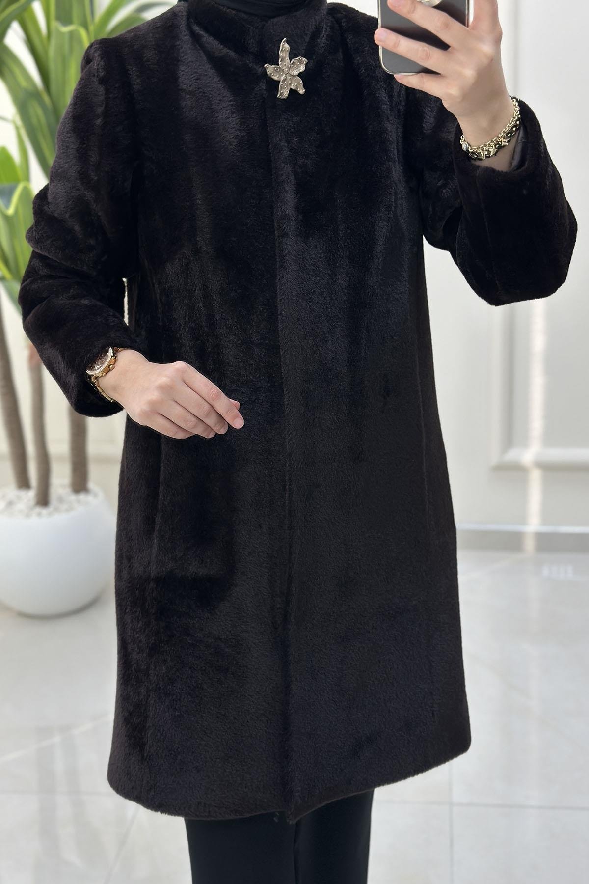 KabanÖnü Çıtçıtlı Yaka Broş Detaylı Kadın Angora Kaban Acı Kahve SFF 5125