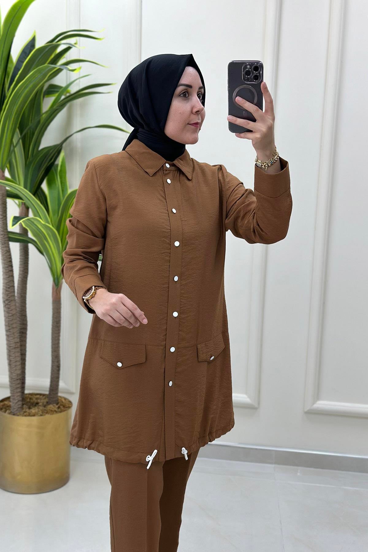 Pantolonlu Takım Önü Düğmeli Altı Büzgülü Tunik ve Pantolon Kadın İkili Takım Taba WNW 1014