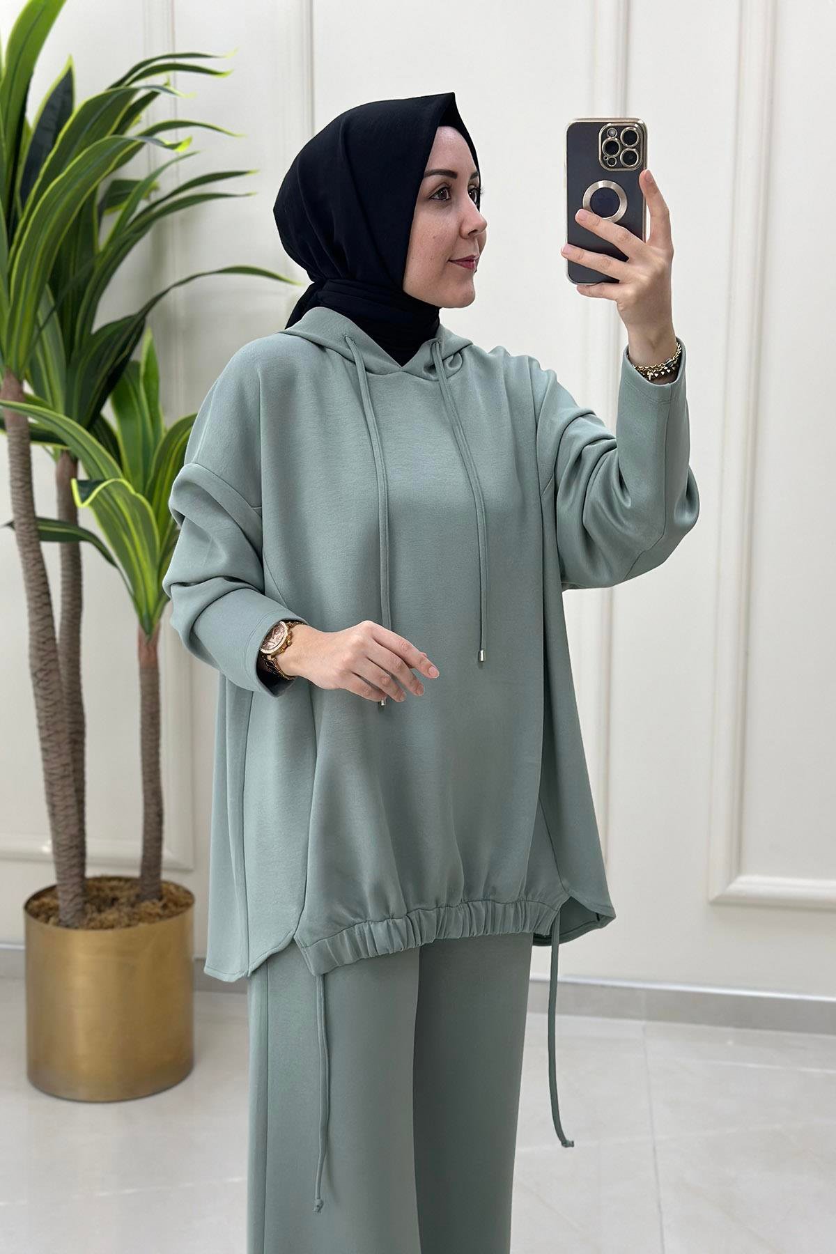 Pantolonlu Takım Oysho Kumaş Önü Büzgülü Kapüşonlu Tunik ve Pantolon Kadın İkili Takım Mint Yeşili MSE 8037
