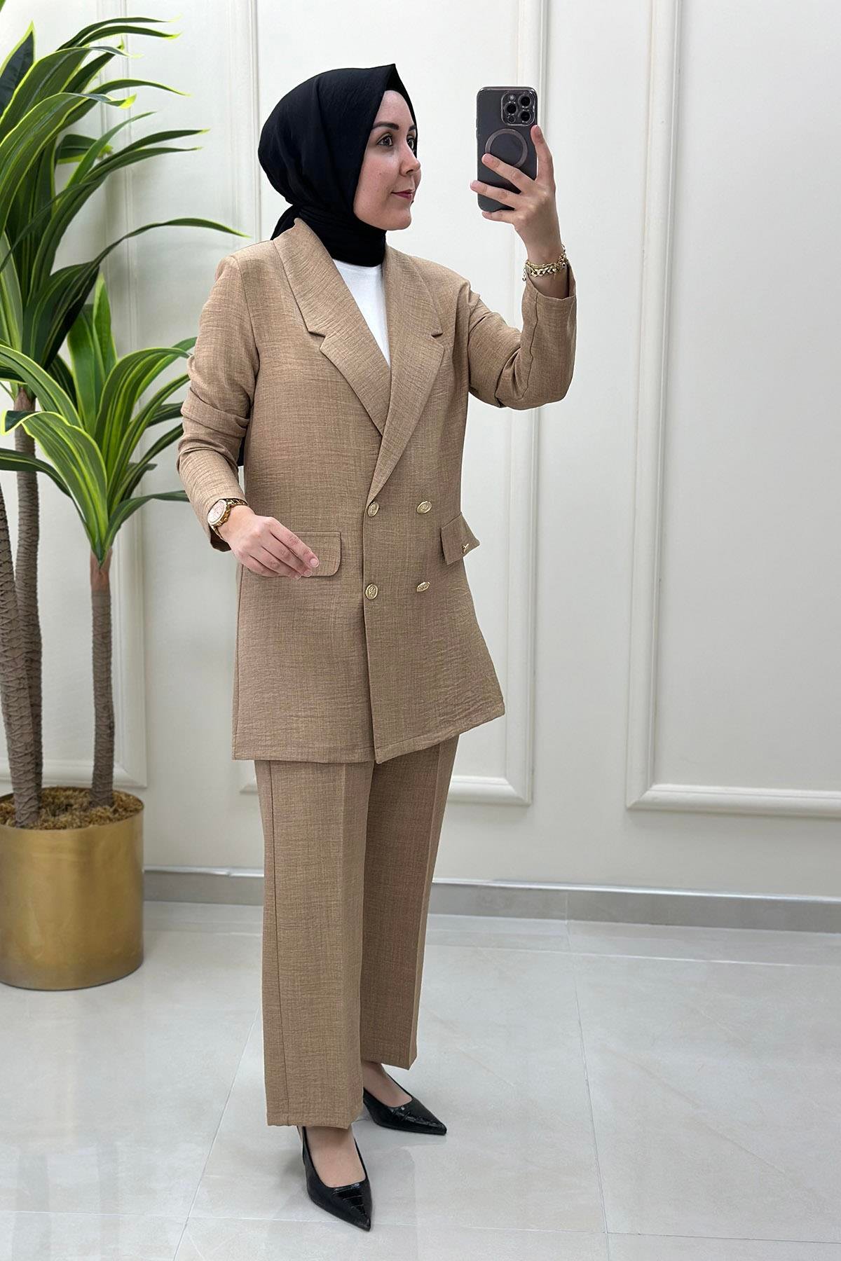 Pantolonlu TakımKruvaze Yaka Blazer Ceket ve Pantolon Kadın İkili Takım Vizon MLH 4249