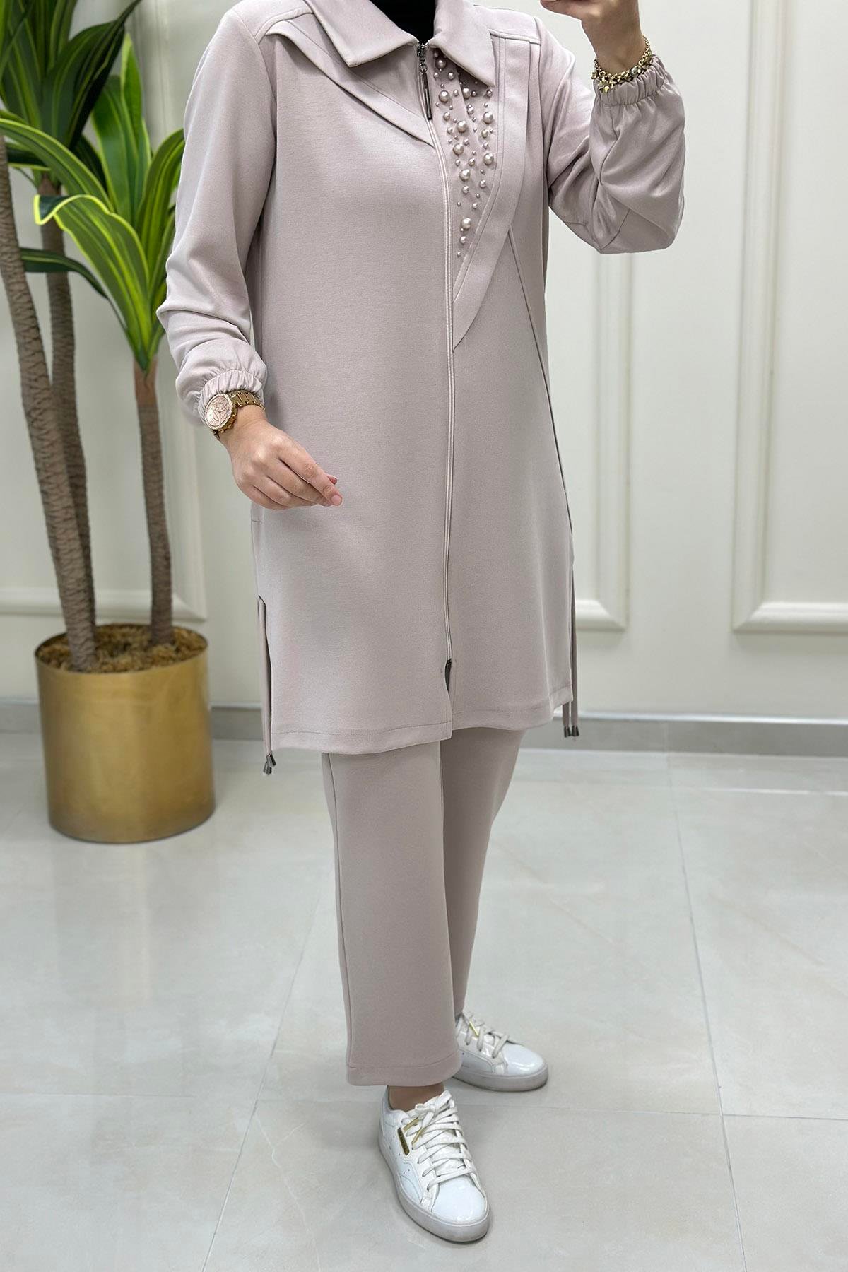 Pantolonlu TakımÖnü Fermuarlı İnci Detaylı Giyçık ve Pantolon Kadın İkili Takım Bej HYA 1445