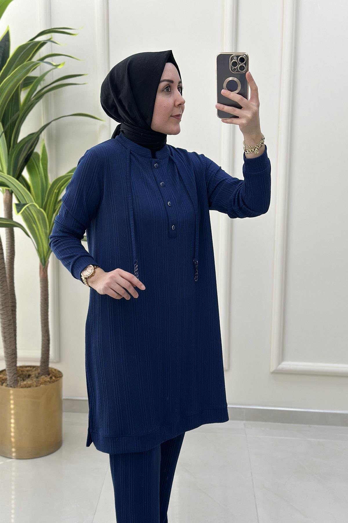 Pantolonlu TakımÖnü Yarım Düğmeli İp Aksesuarlı Tunik ve Pantolon Kadın İkili Takım Lacivert KADO 9442