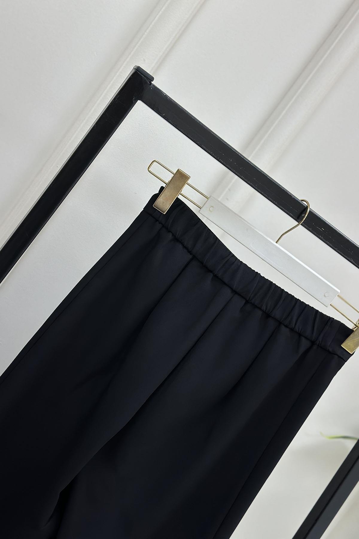 PantolonOzan Aydın Havuç Kesim Pantolon Siyah OZN 5022