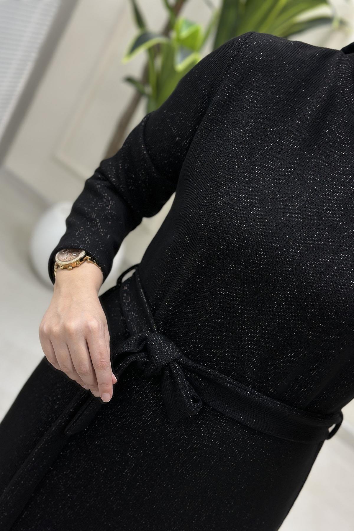 Tesettür ElbiseBeli Kemerli Örme Kumaş Kadın Elbise Siyah ALS 5212