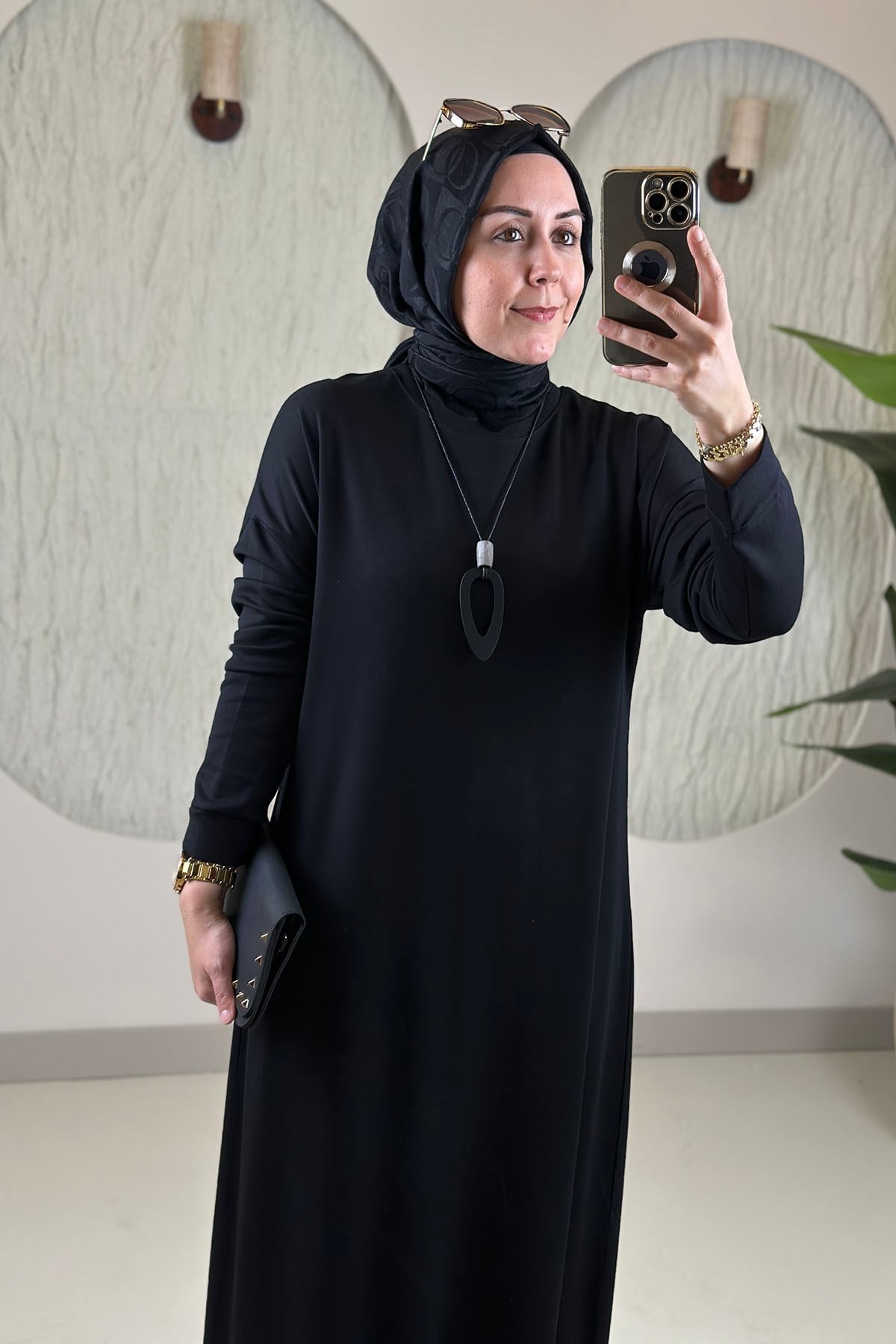 Tesettür ElbiseDüşük Omuz Kolyeli Basic Kadın Elbise Siyah KADO 268498