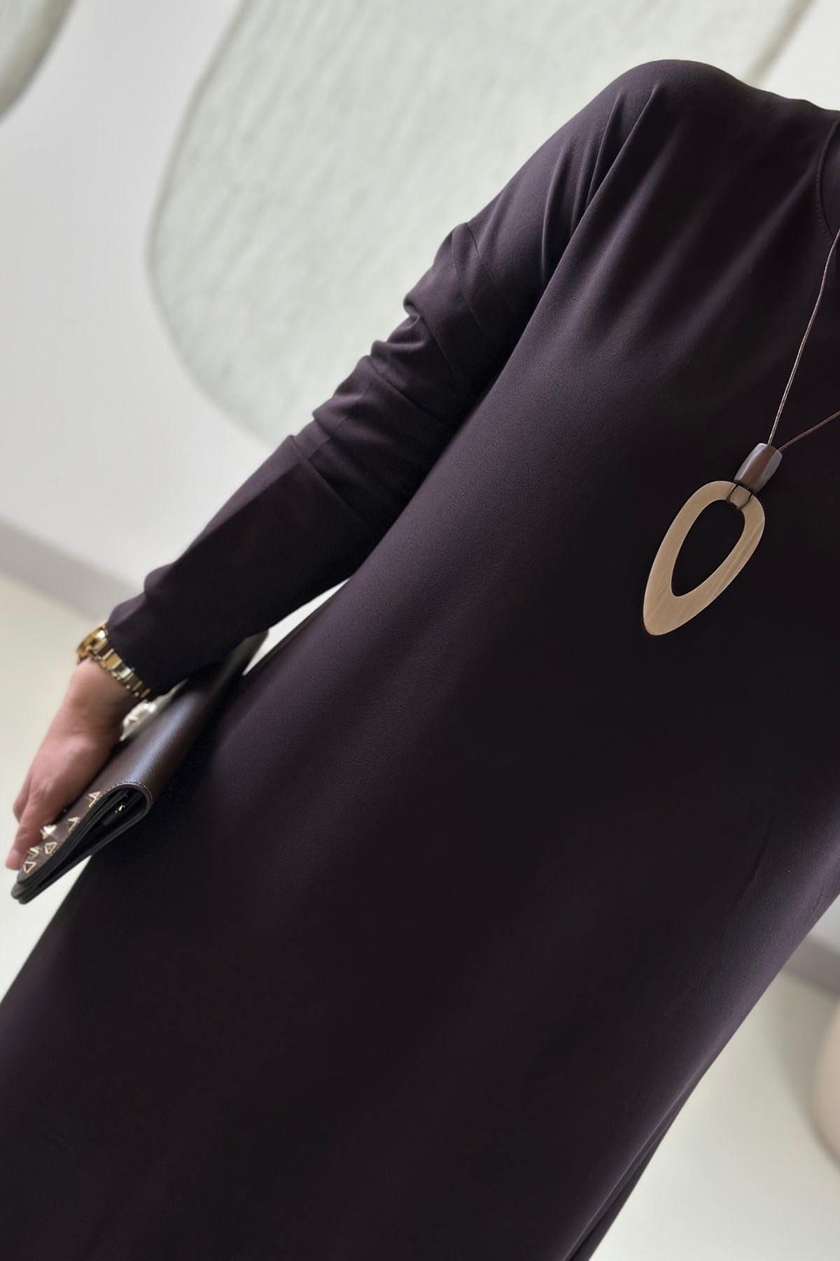 Tesettür ElbiseDüşük Omuz Kolyeli Basic Kadın Elbise Acı Kahve KADO 268498
