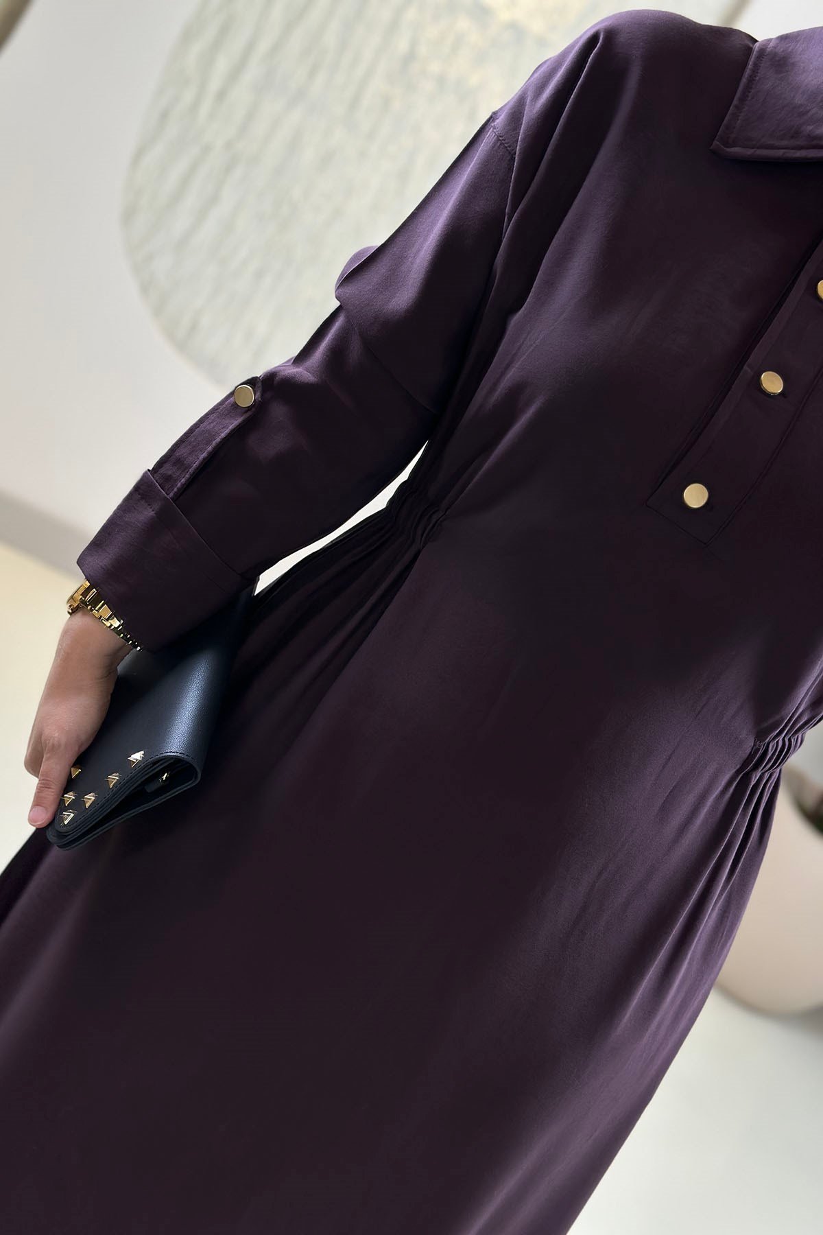 Tesettür ElbiseTensel Yan Büzgü Detaylı Cepli Kadın Elbise Koyu Mürdüm KADO 262886