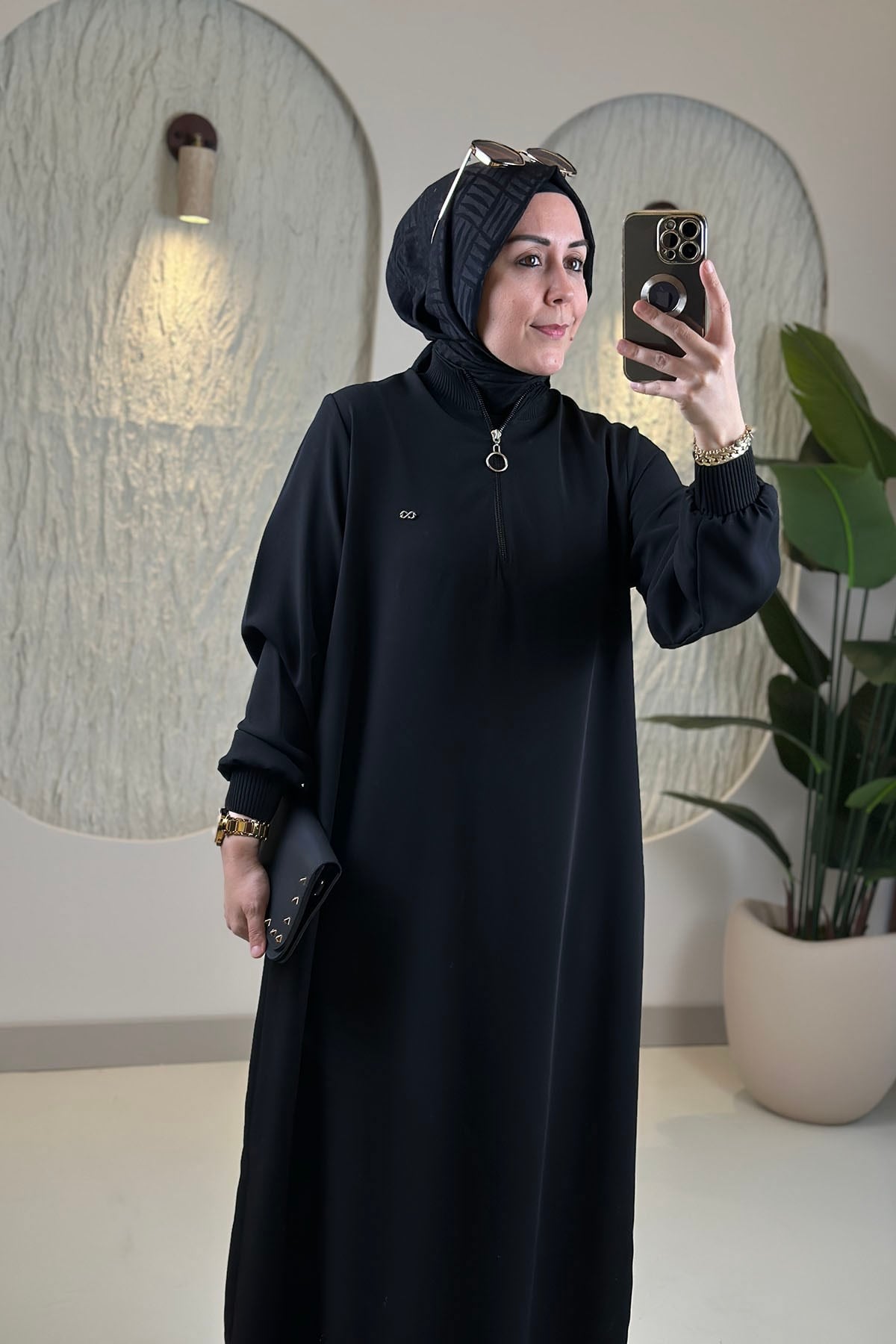 Tesettür ElbiseYaka ve Kol Ribanalı Cepli Kadın Elbise Siyah KADO 251292