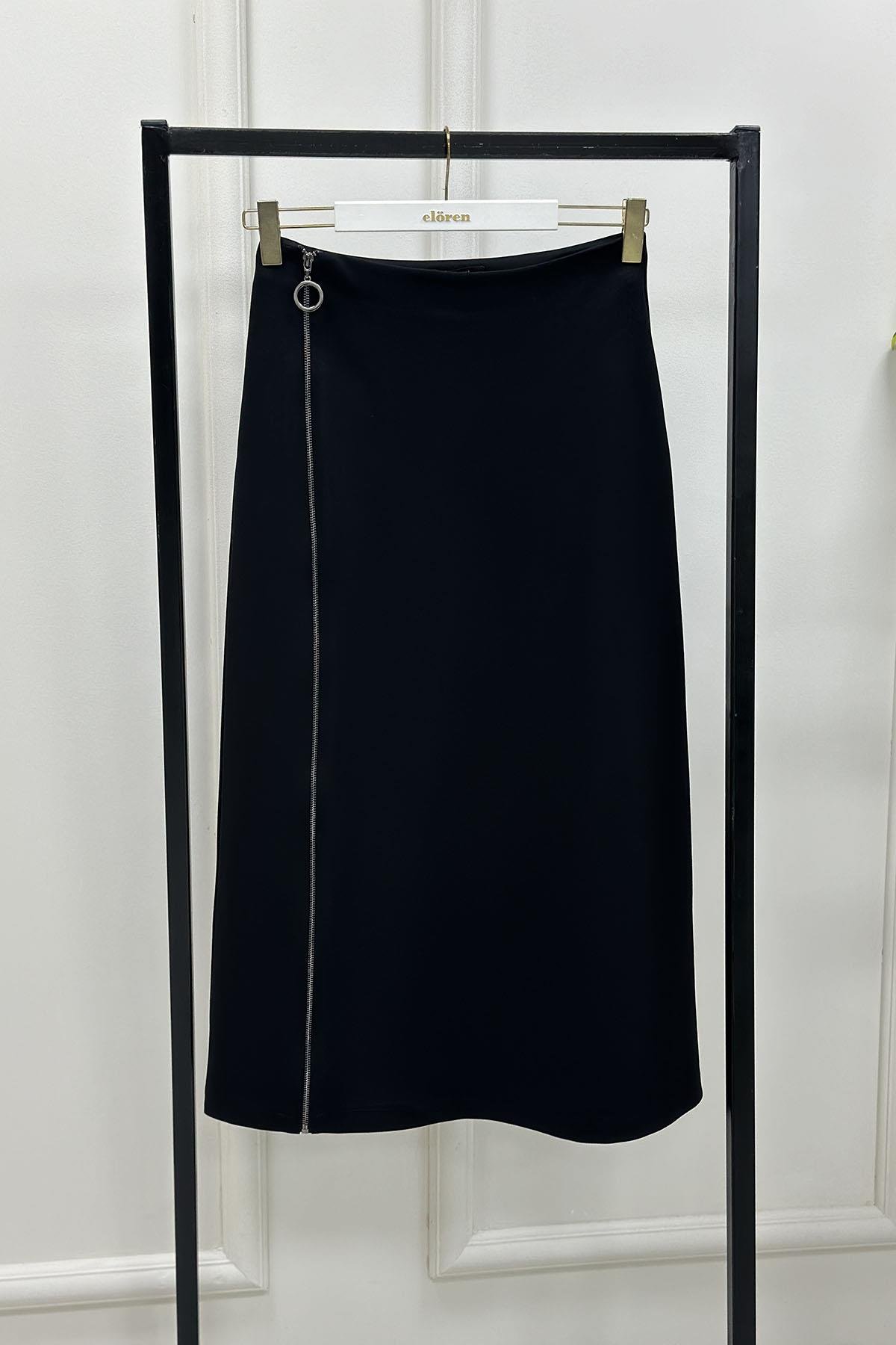 Tesettür EtekArmine Trend Yan Fermuar Detaylı Modal Kadın Etek Siyah ARM 116