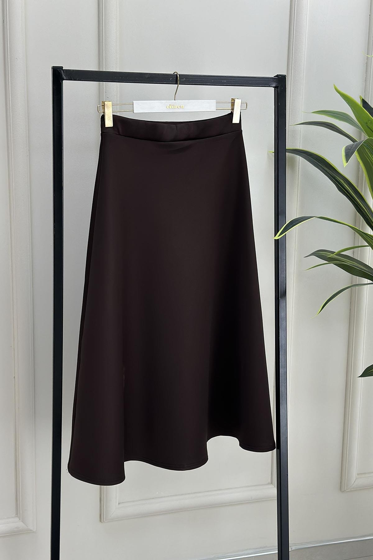 Tesettür EtekBeli Lastikli A Kesim Scuba Etek Kahverengi AVZ 2600