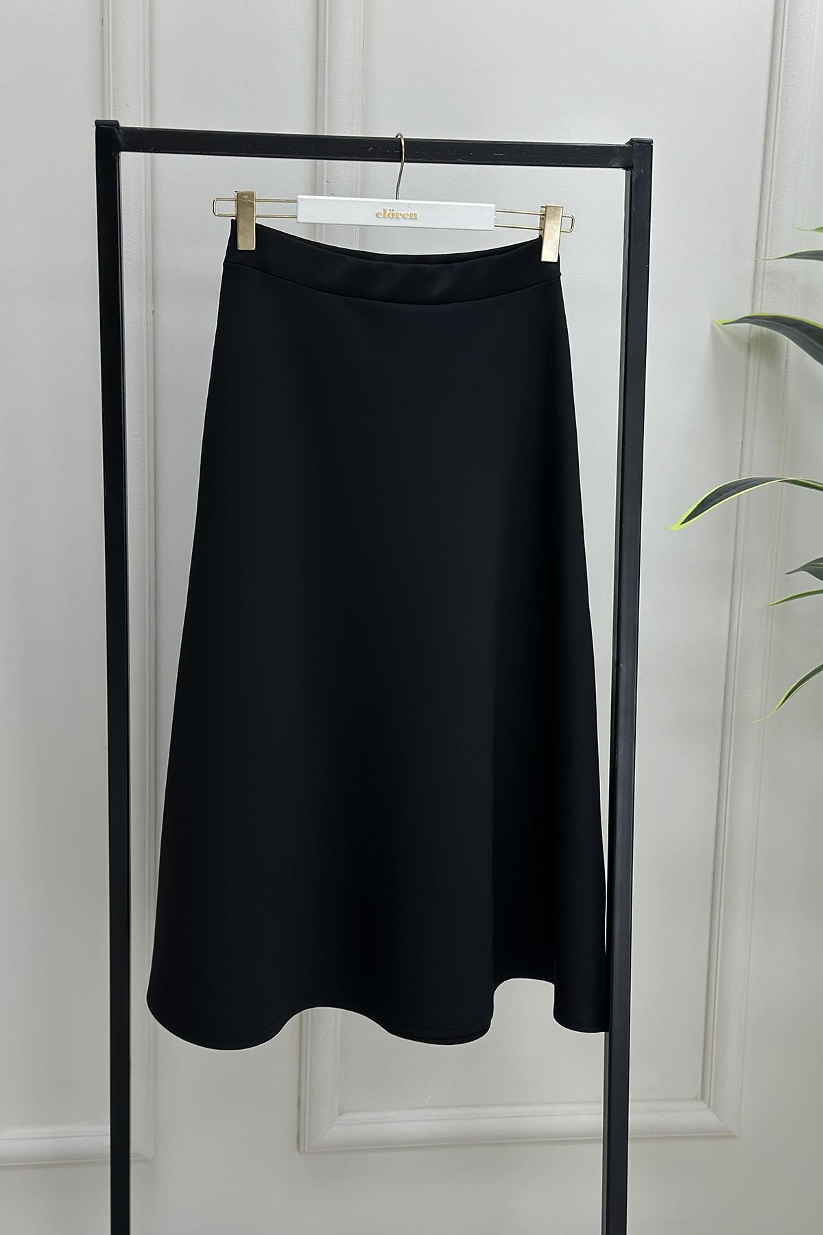 Tesettür EtekBeli Lastikli A Kesim Scuba Etek Siyah AVZ 2600