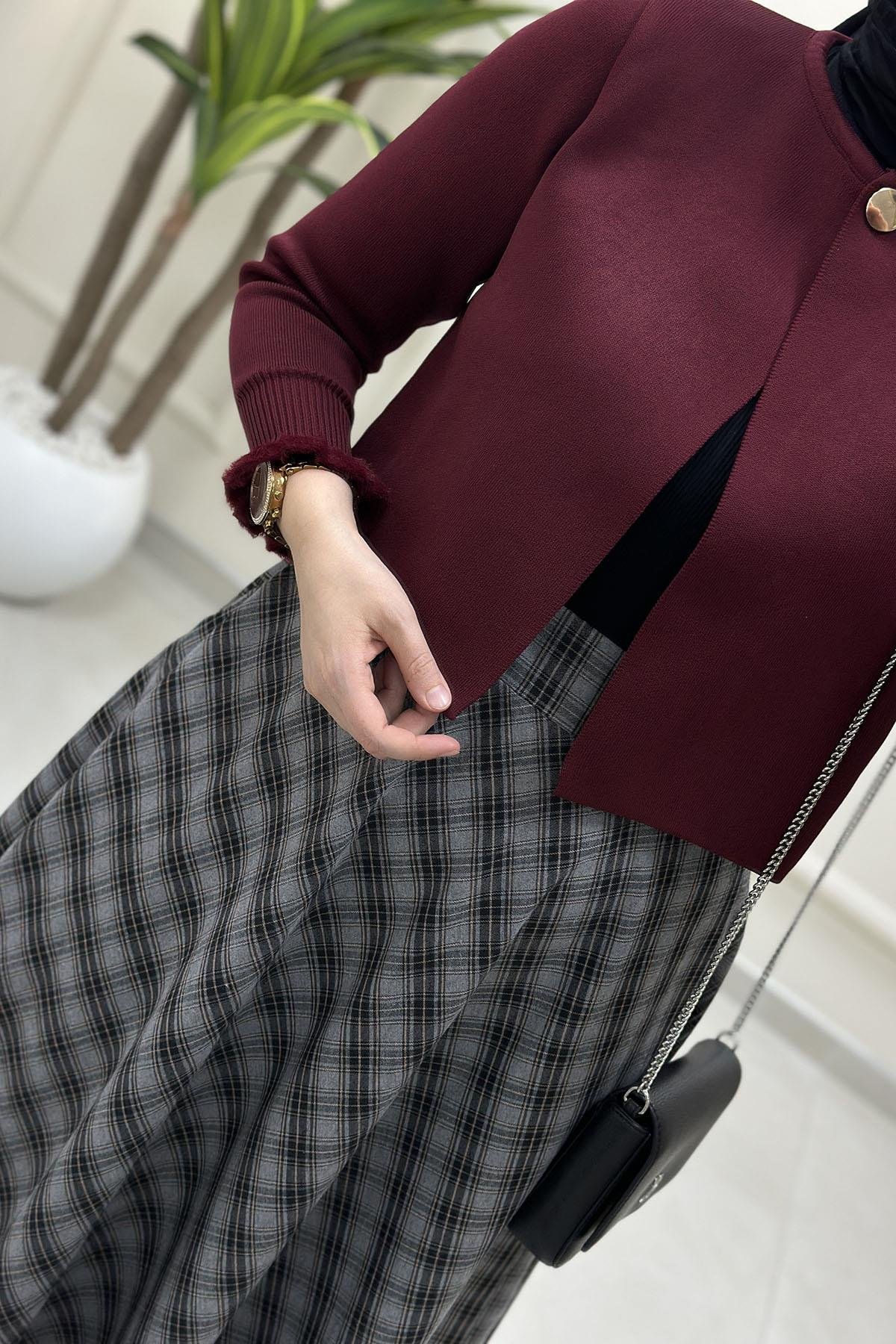 Tesettür EtekEkose Volanlı Kadın Etek Gri GNR 226