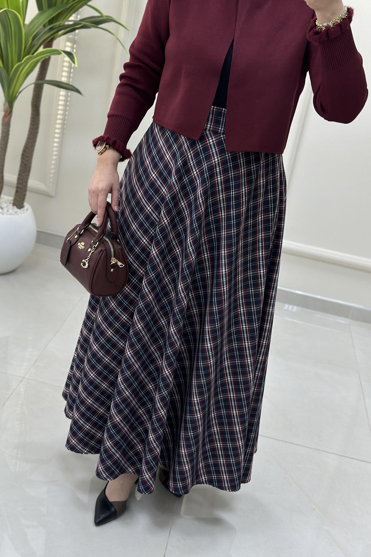 Tesettür EtekEkose Volanlı Kadın Etek Lacivert GNR 226