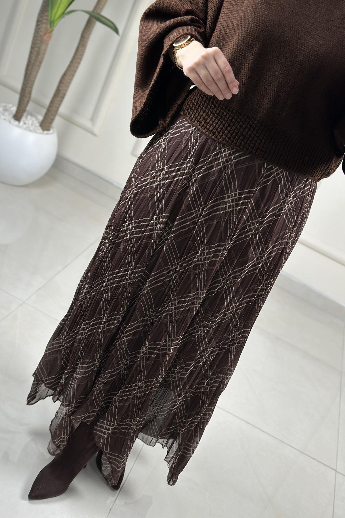 Tesettür EtekKendinden Desenli Verev Kesim Kadın Şifon Etek Kahve-Bej SAGA 4073