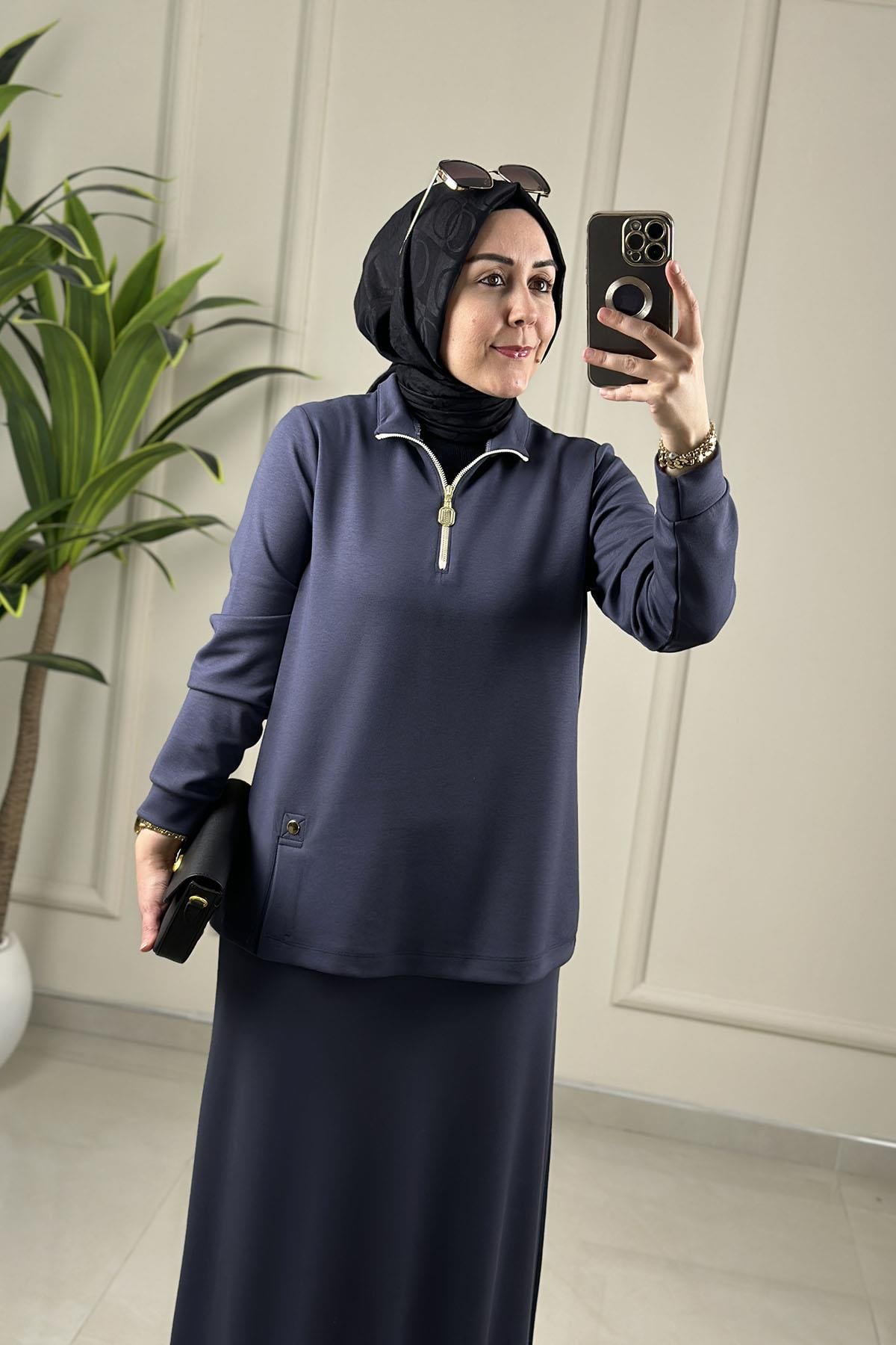 Tesettür Etekli Takımİnce Oysho Önü Yarım Fermuarlı Bluz ve Etek Kadın İkili Takım Antrasit KADO 257392