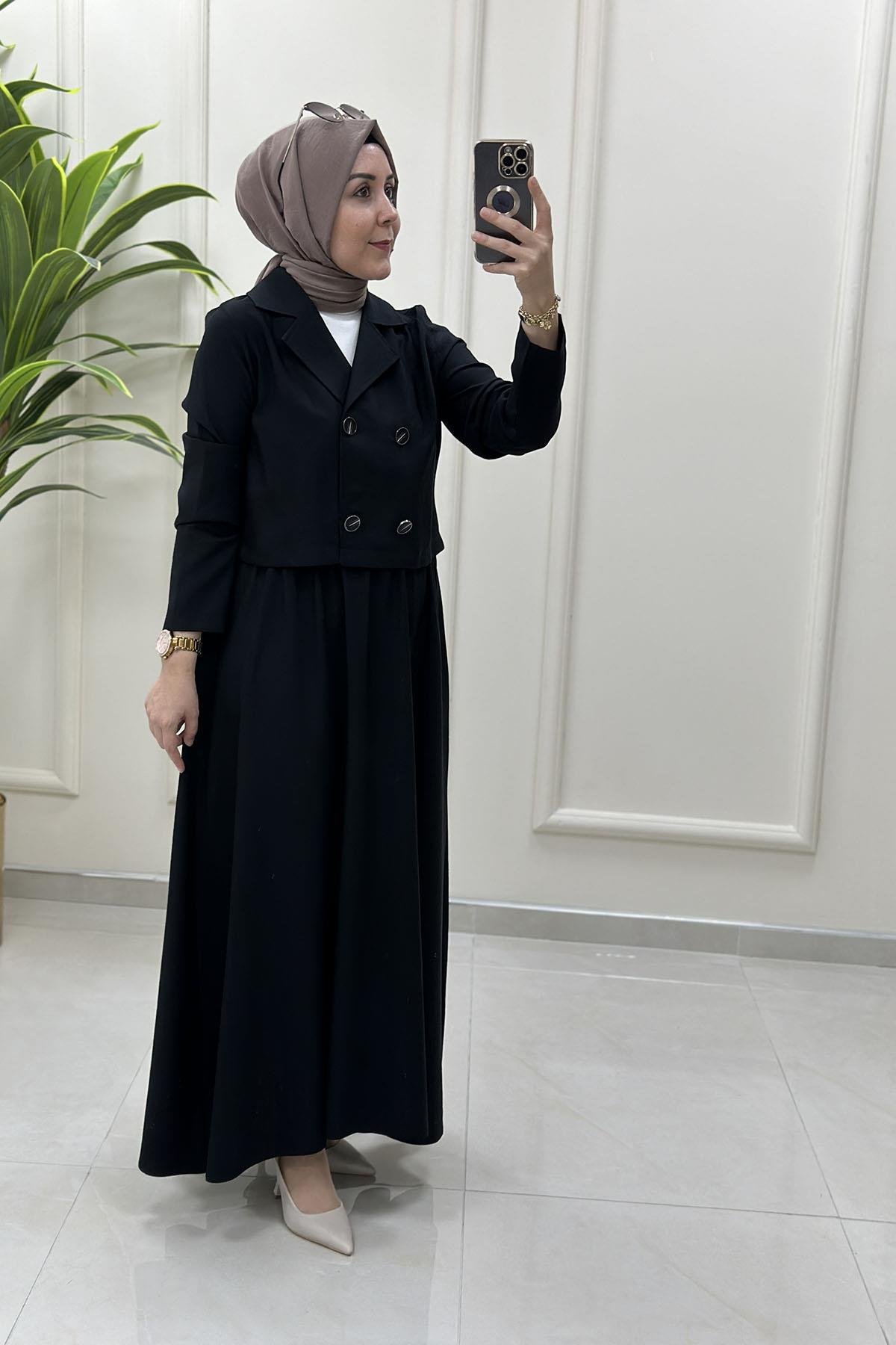 Tesettür Etekli TakımKruvaze Yaka Ceket ve Kloş Etek Kadın İkili Takım Siyah CNR 2170